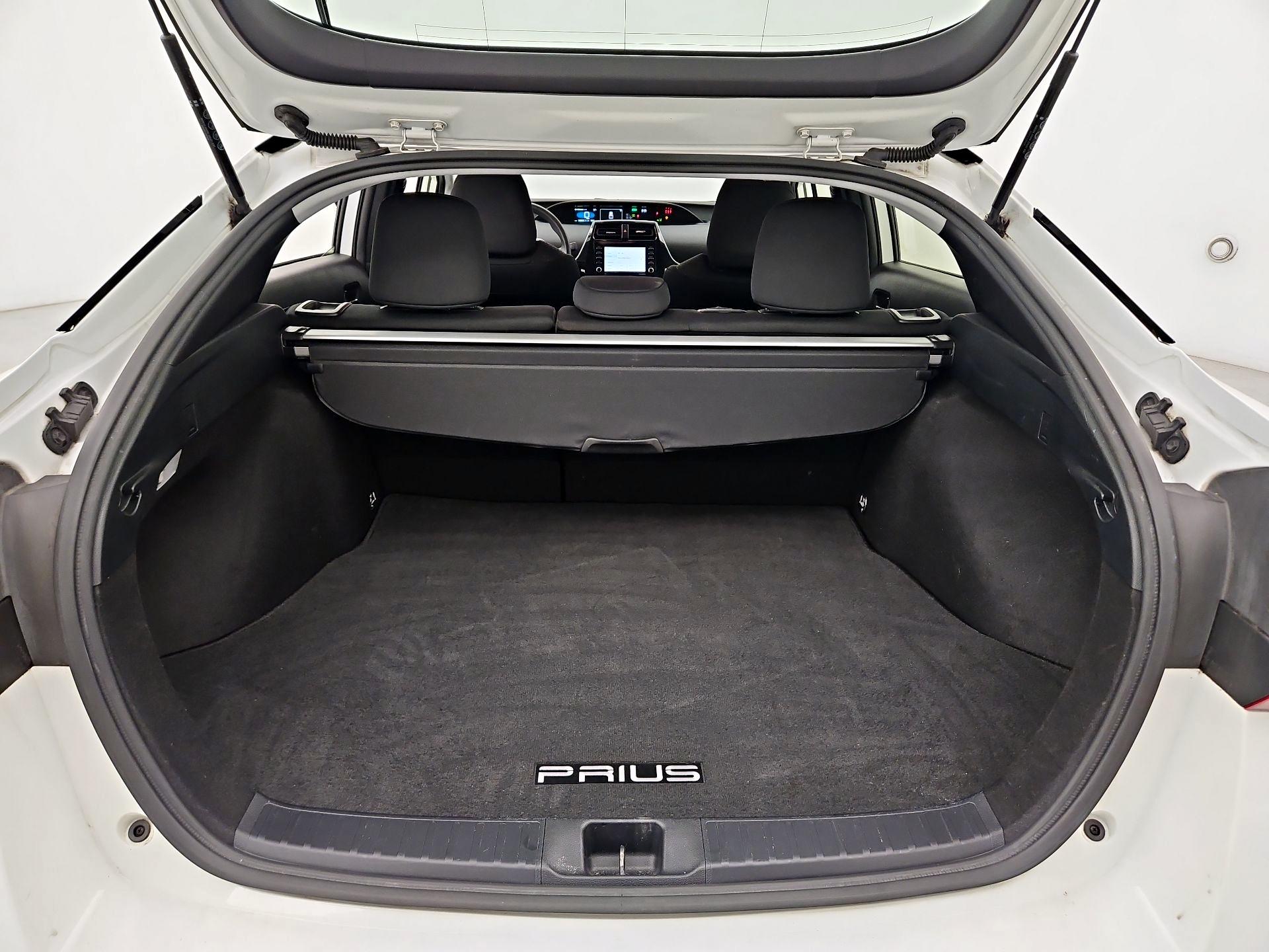 Thumbnail: 2022 Toyota Prius - 20
