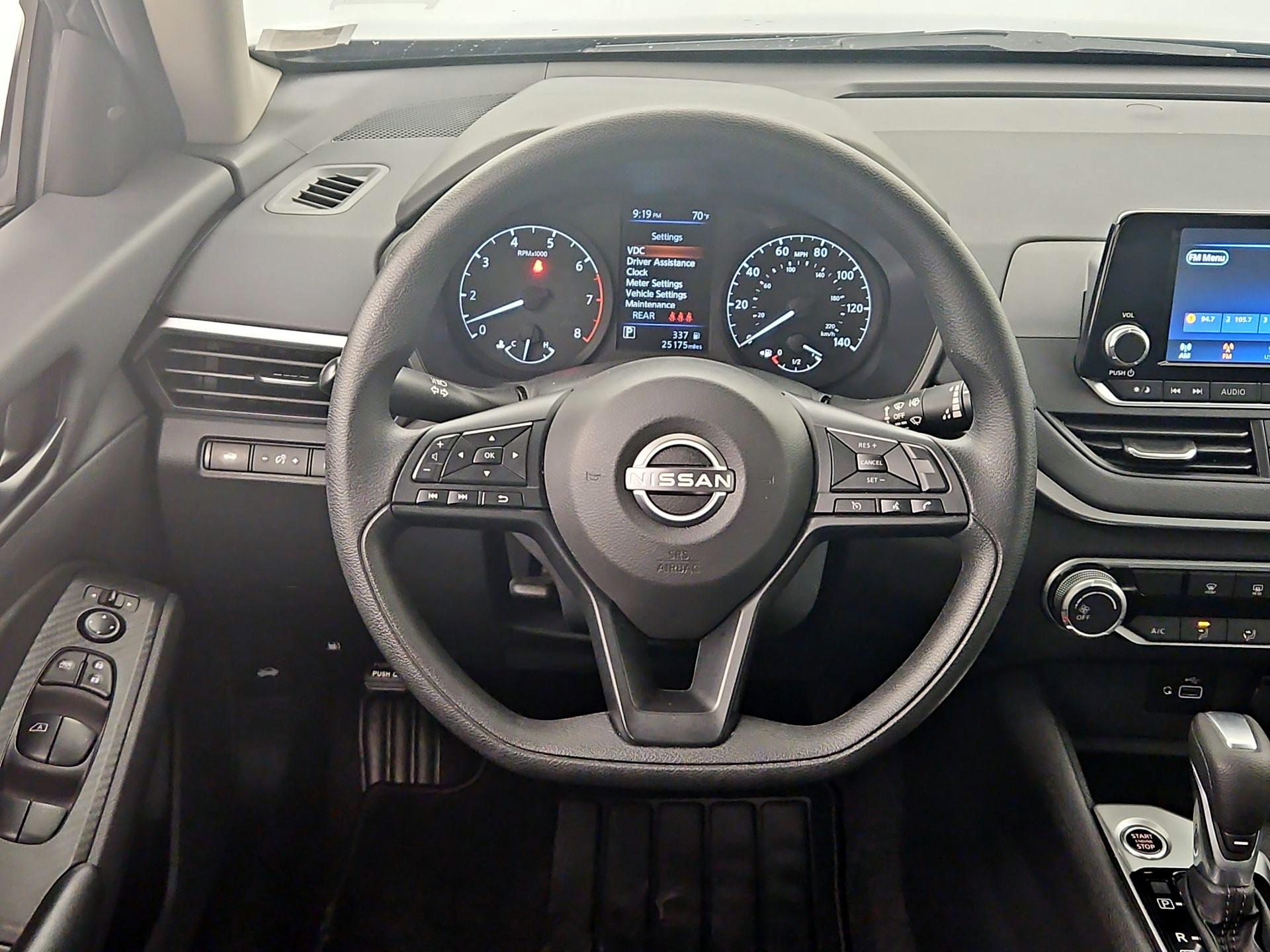 Thumbnail: 2023 Nissan Altima - 10