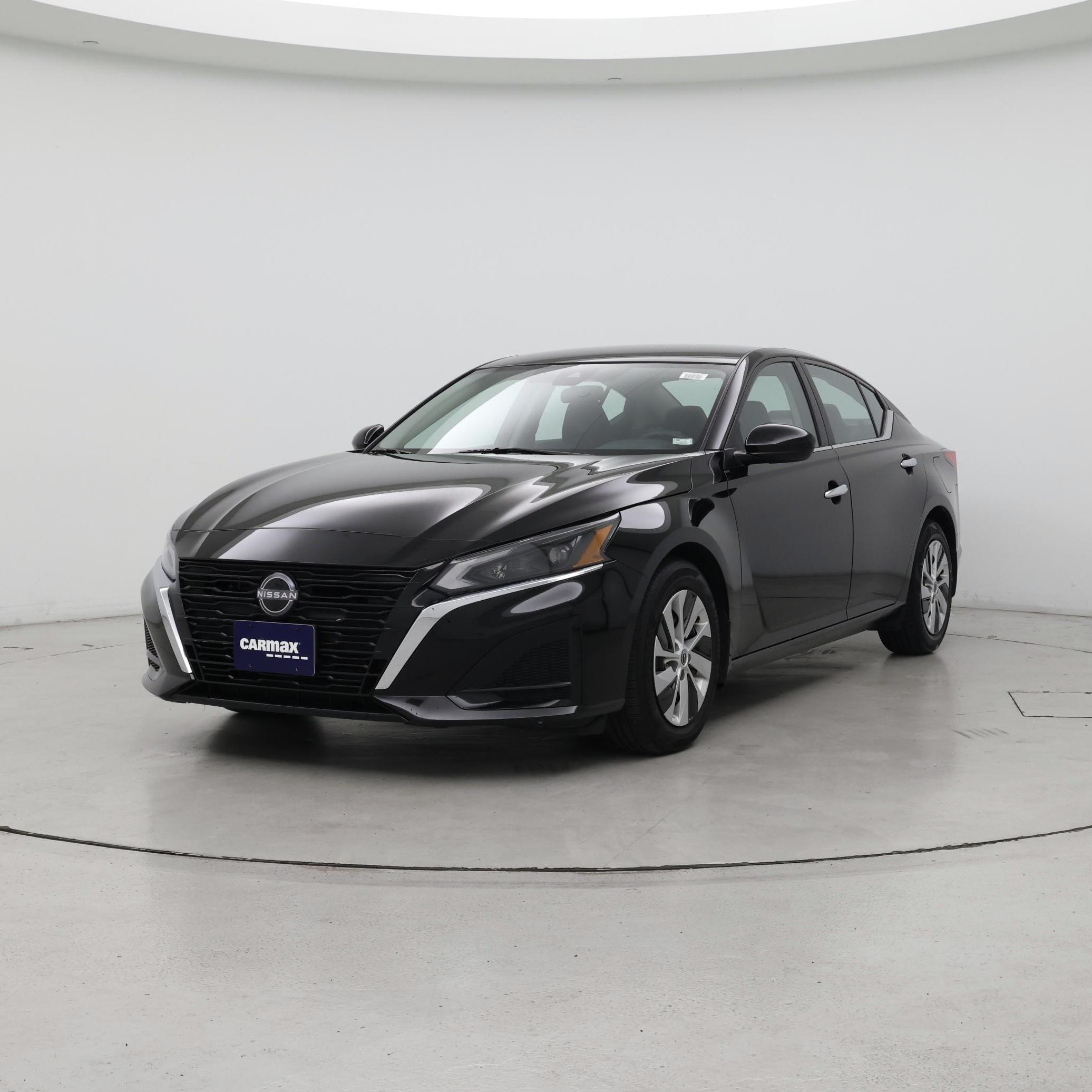Thumbnail: 2023 Nissan Altima - 4