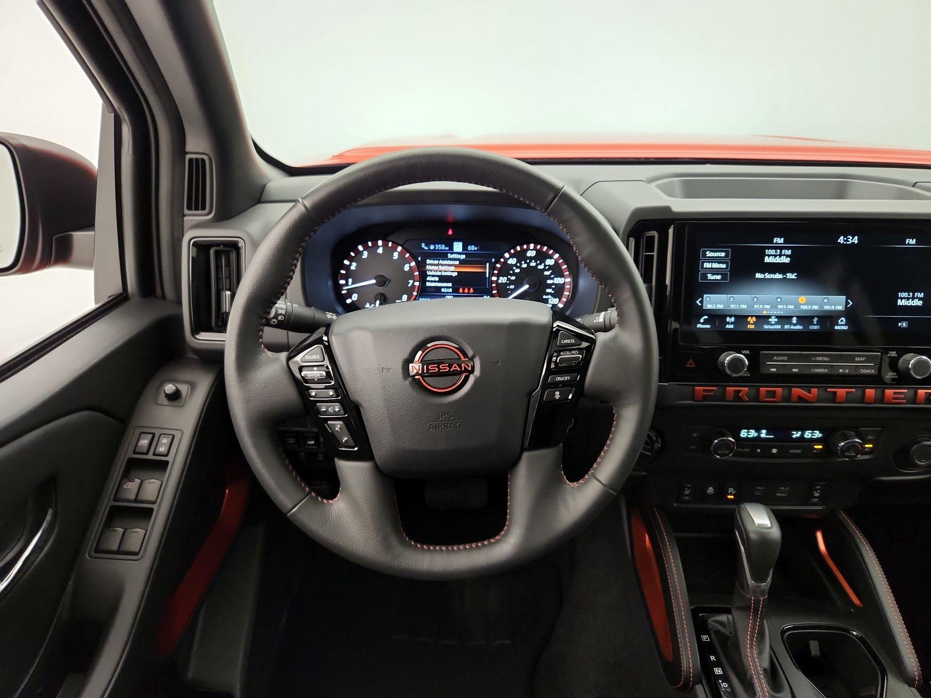 Thumbnail: 2025 Nissan Frontier - 10