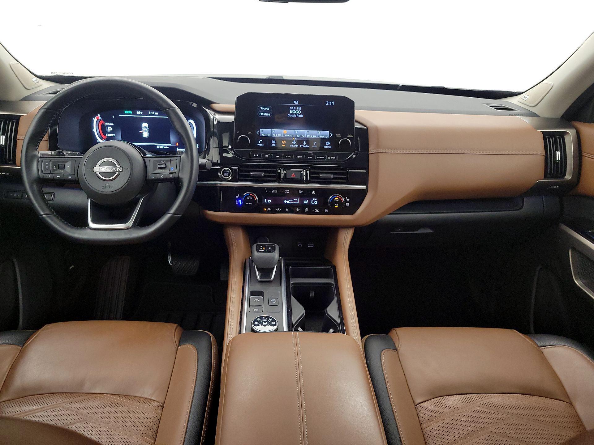 Thumbnail: 2023 Nissan Pathfinder - 9