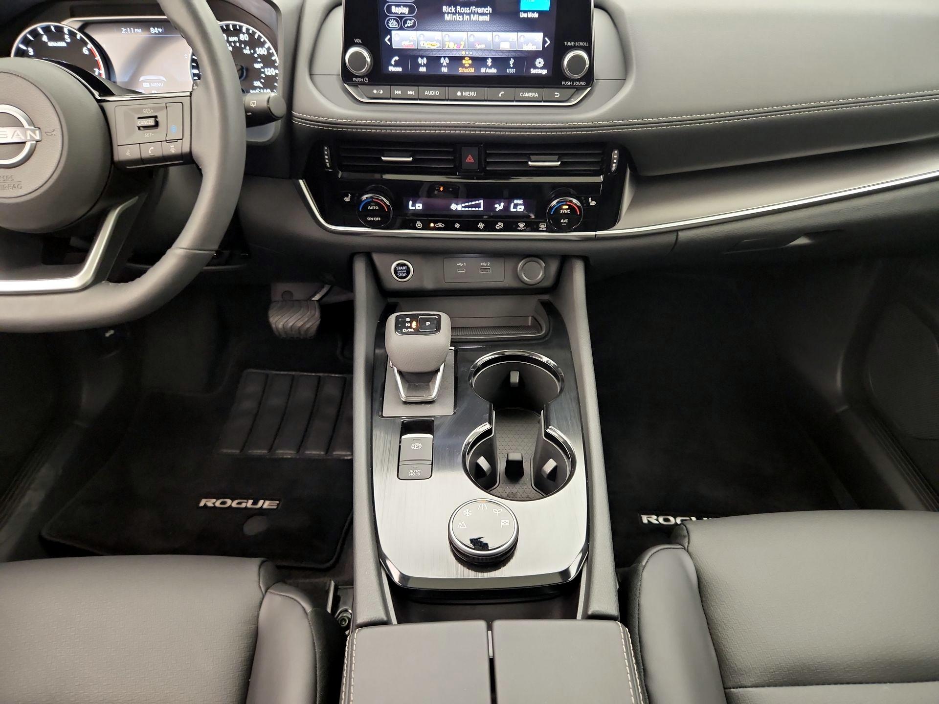 Thumbnail: 2022 Nissan Rogue - 17