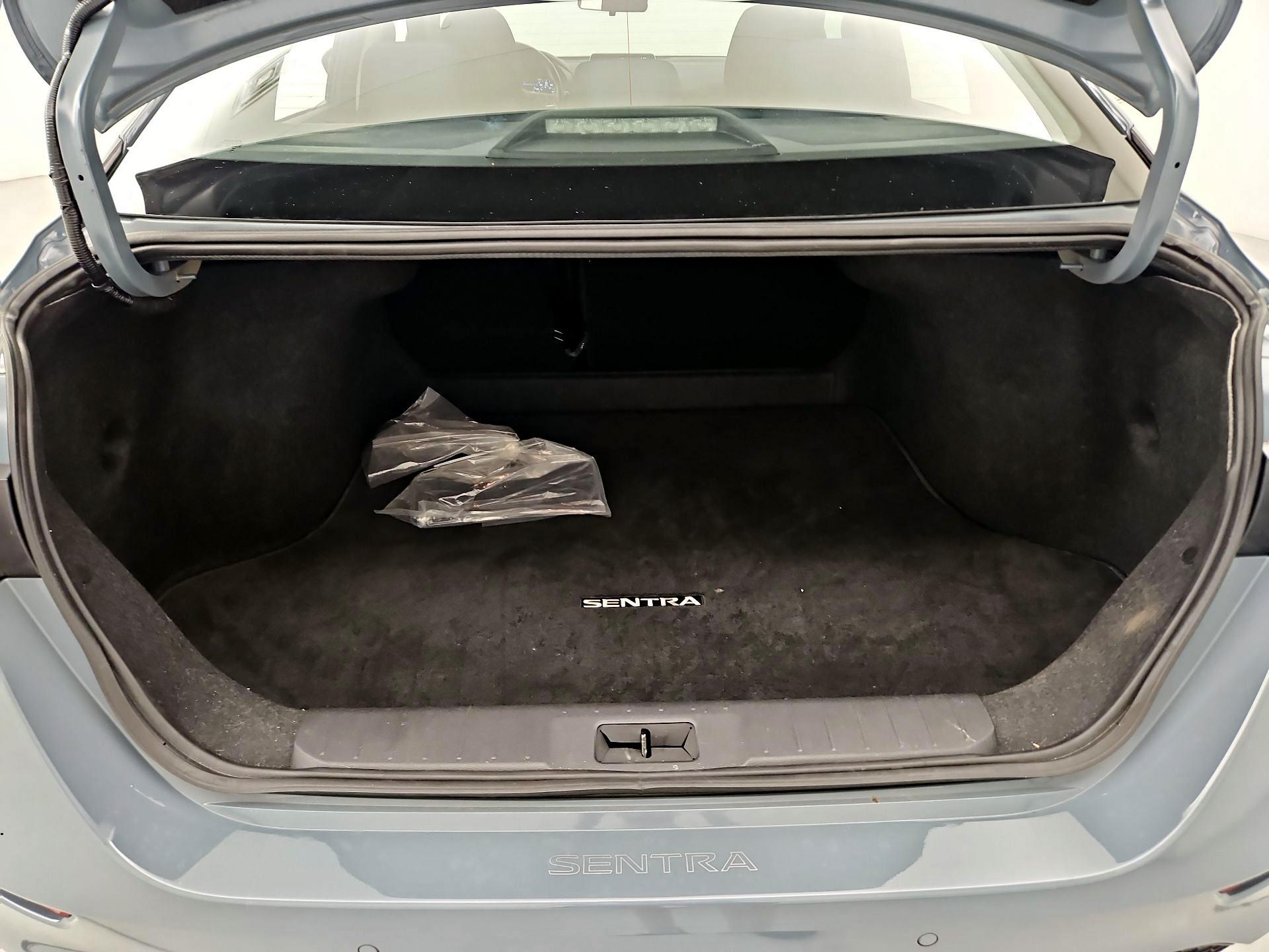 Thumbnail: 2024 Nissan Sentra - 20