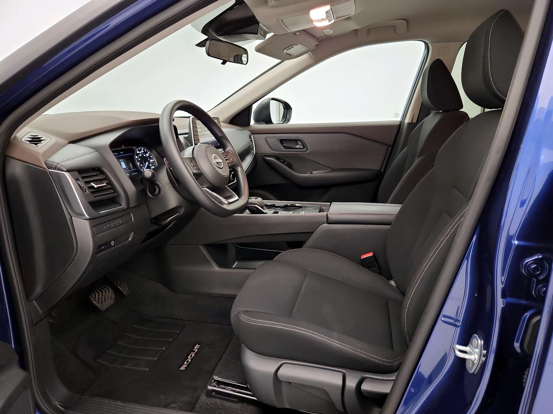Thumbnail: 2023 Nissan Rogue - 11