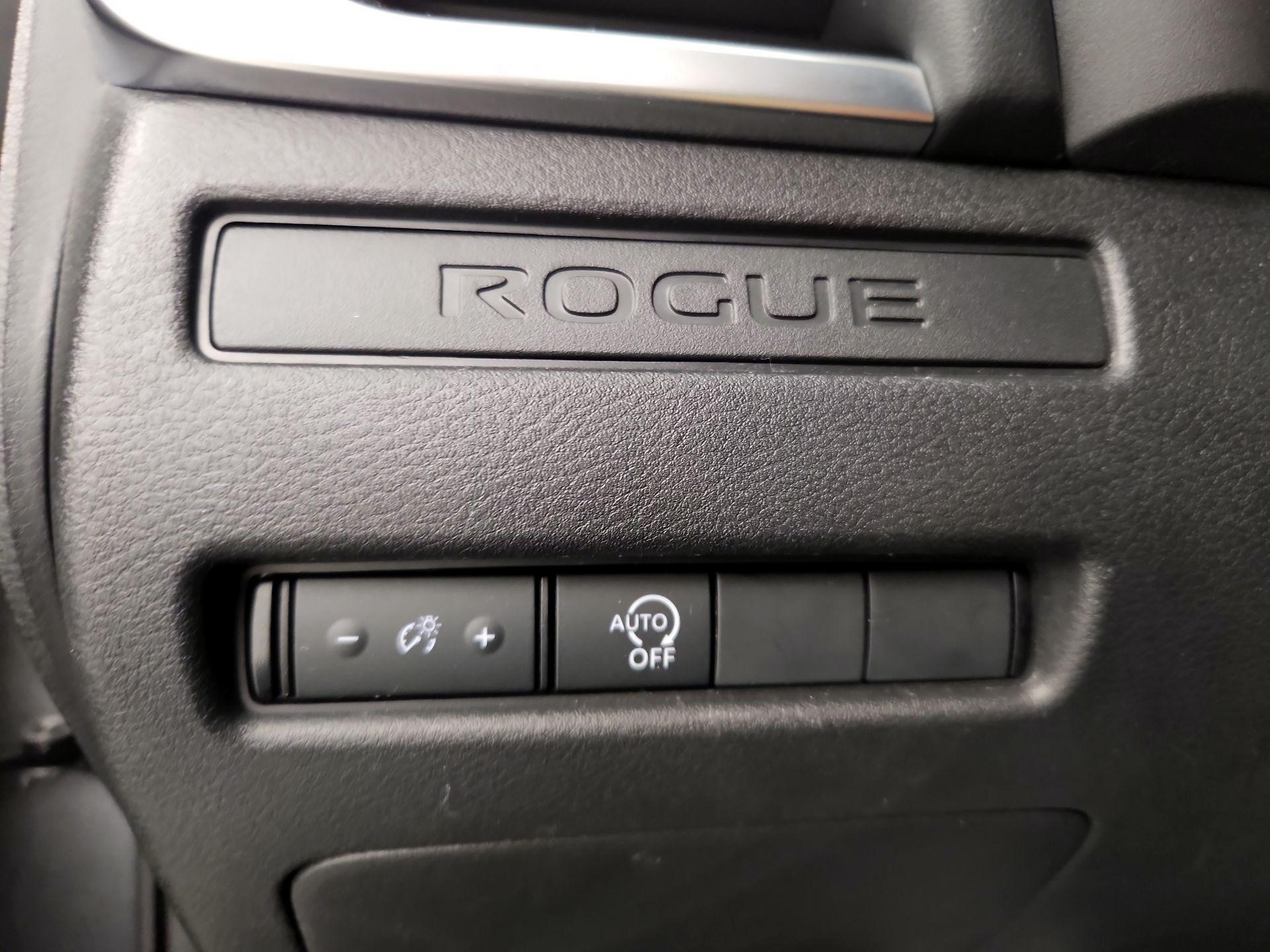 Thumbnail: 2023 Nissan Rogue - 13