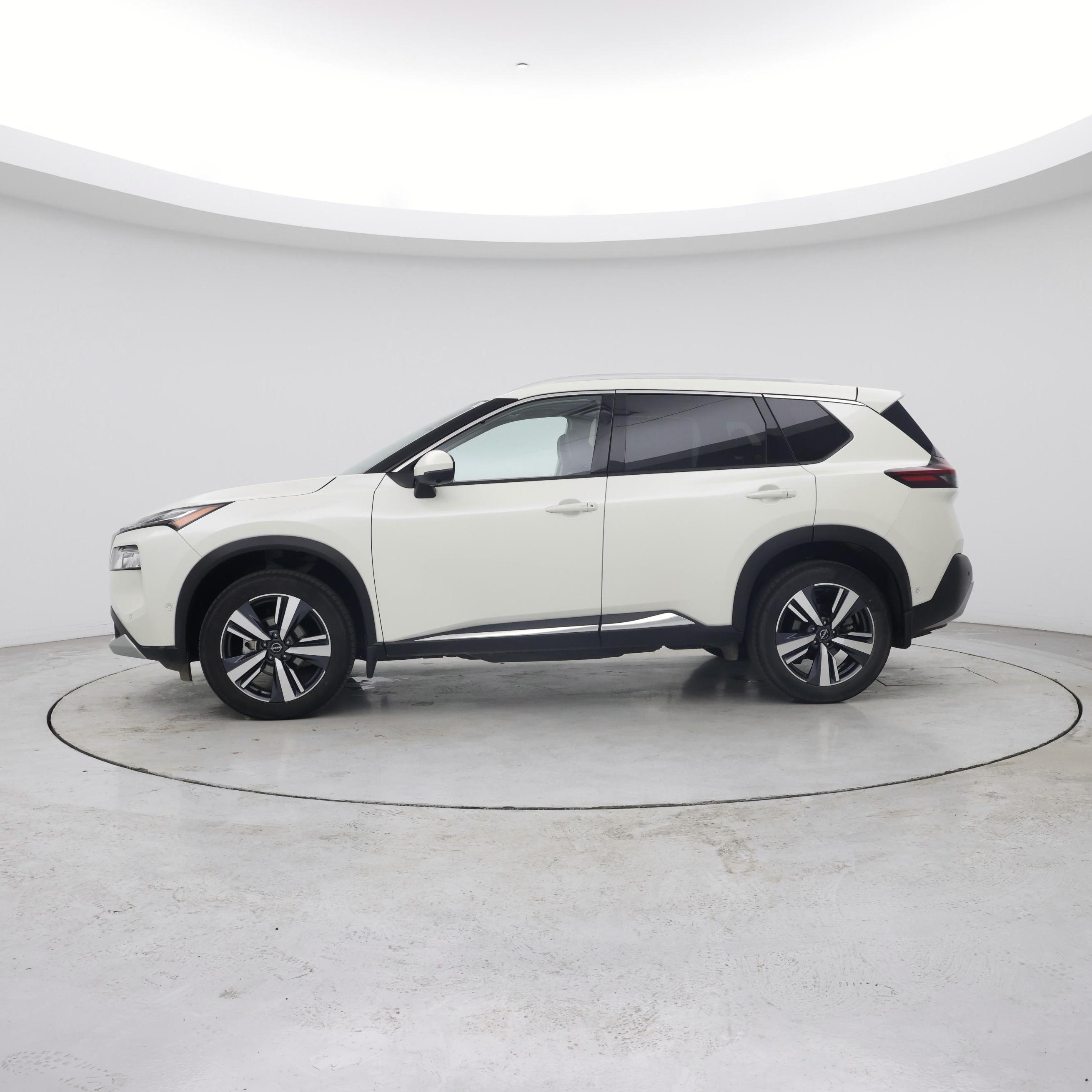 Thumbnail: 2023 Nissan Rogue - 3