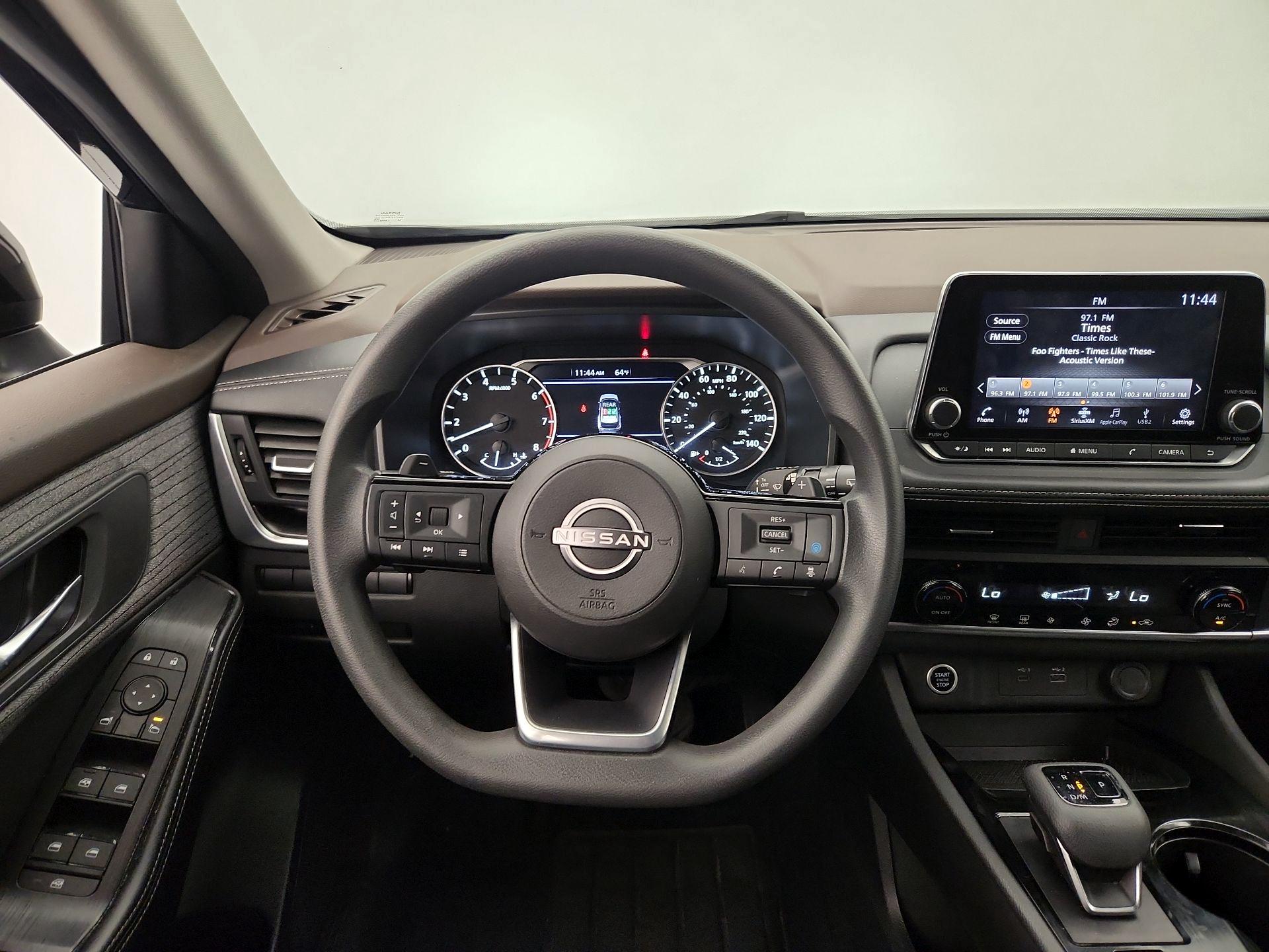 Thumbnail: 2023 Nissan Rogue - 10
