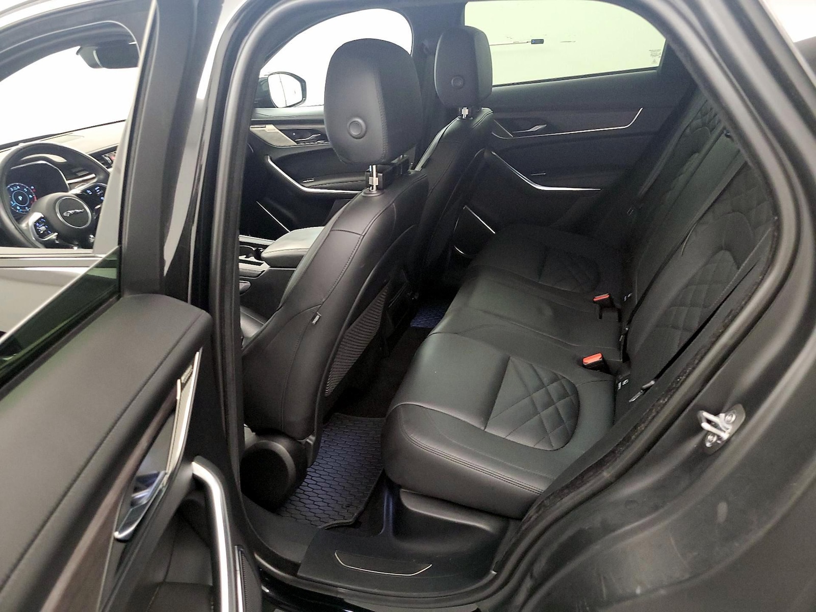 2021 Jaguar F-Pace S - Photo 22