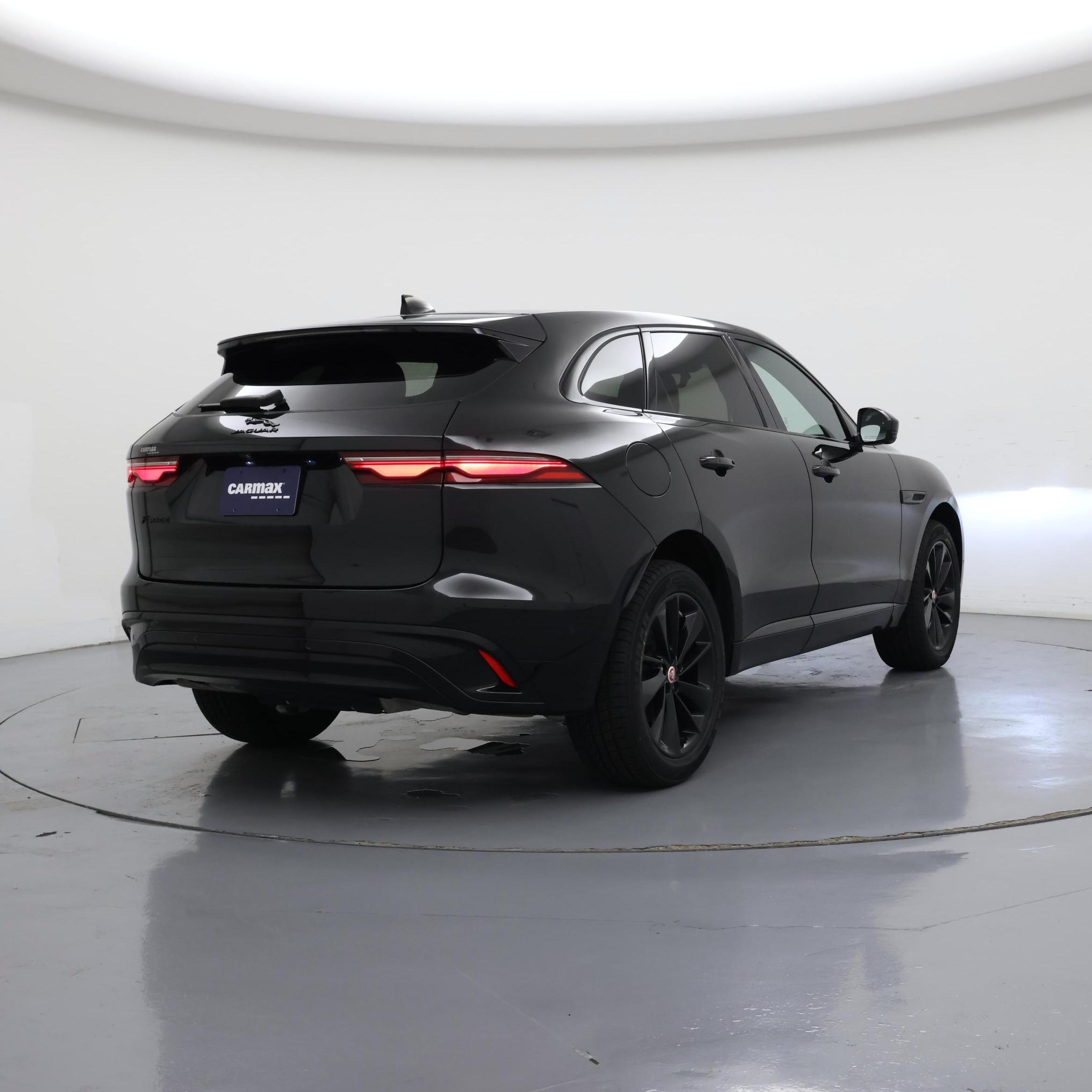 Thumbnail: 2021 Jaguar F-Pace - 8