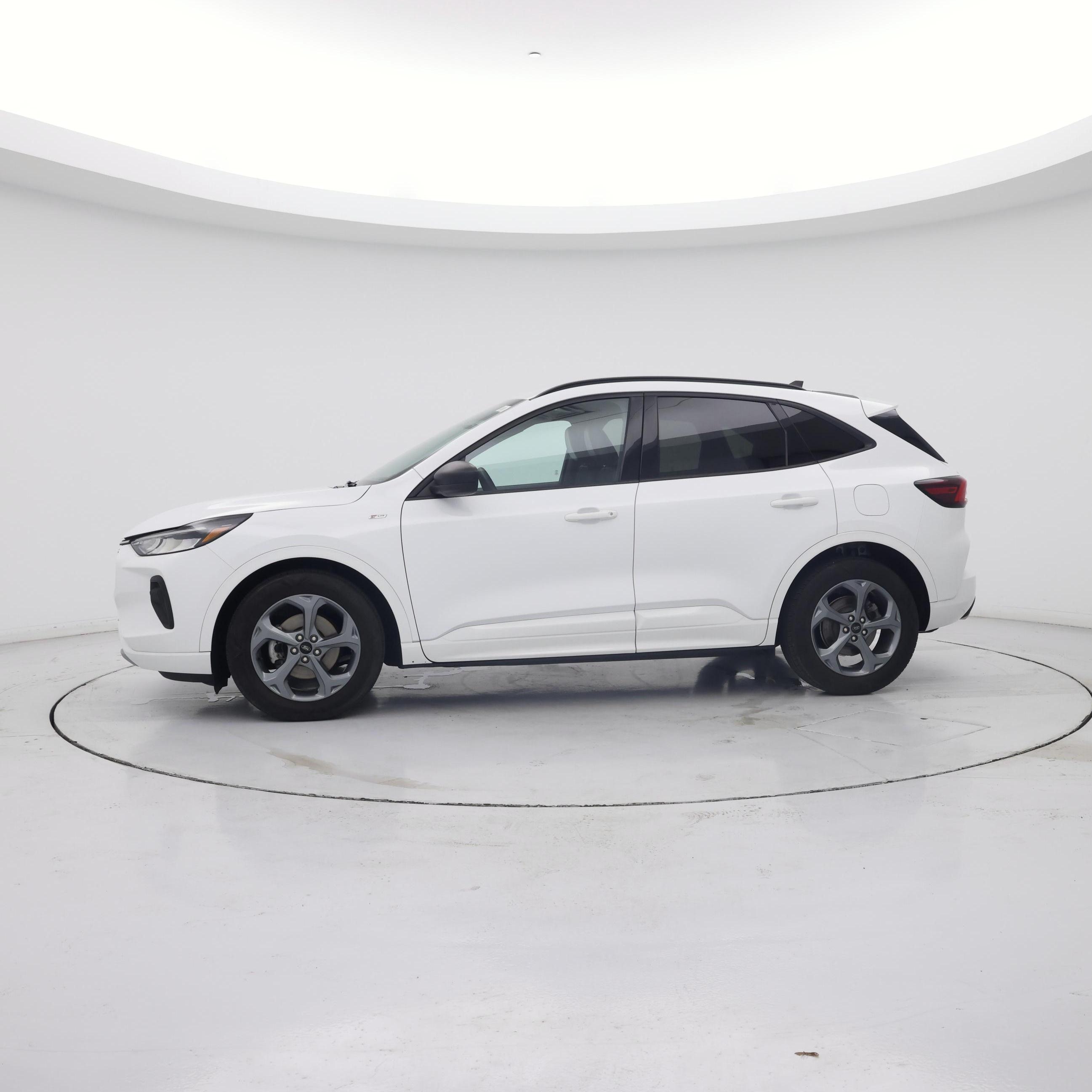 Thumbnail: 2023 Ford Escape - 3