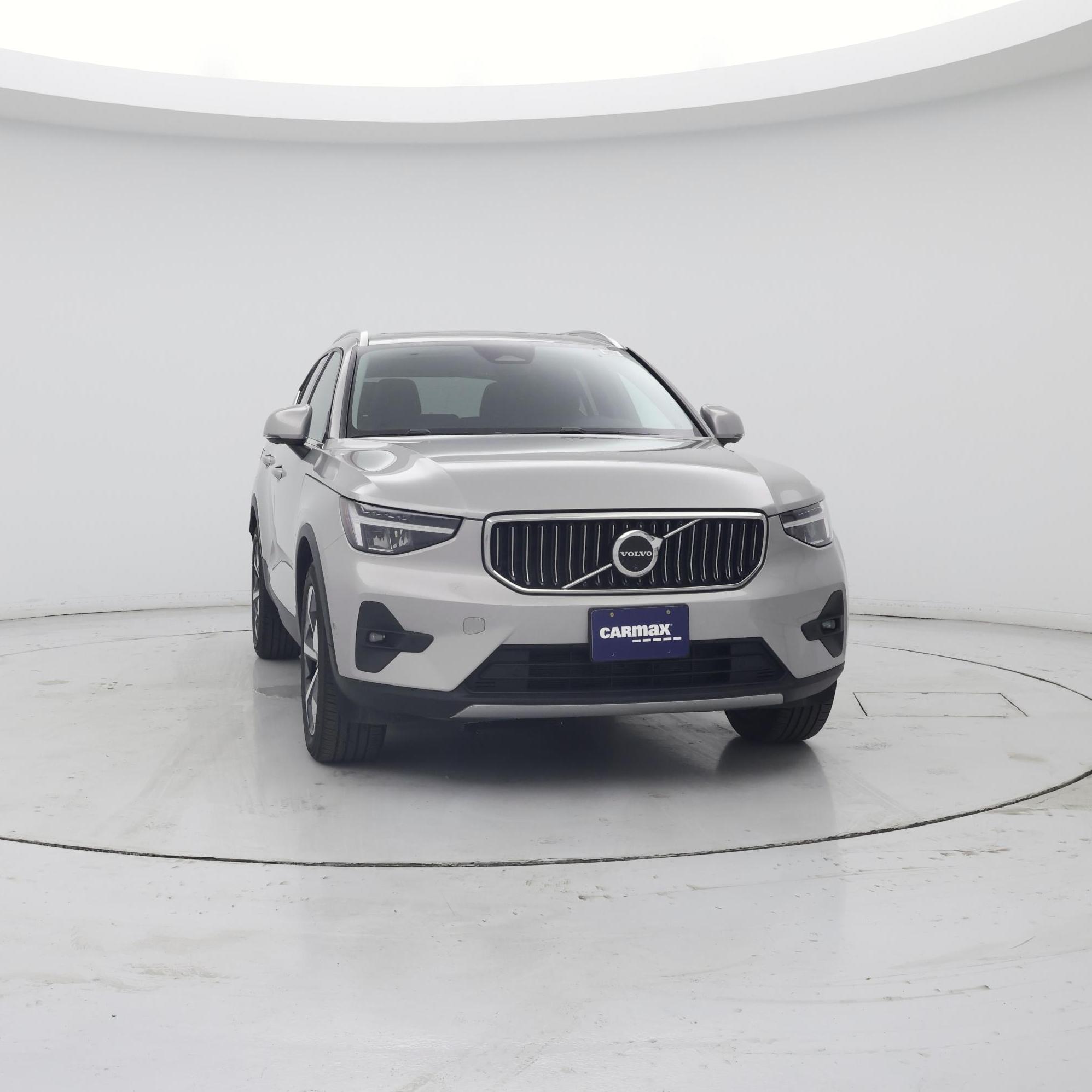 Thumbnail: 2025 Volvo XC40 - 5
