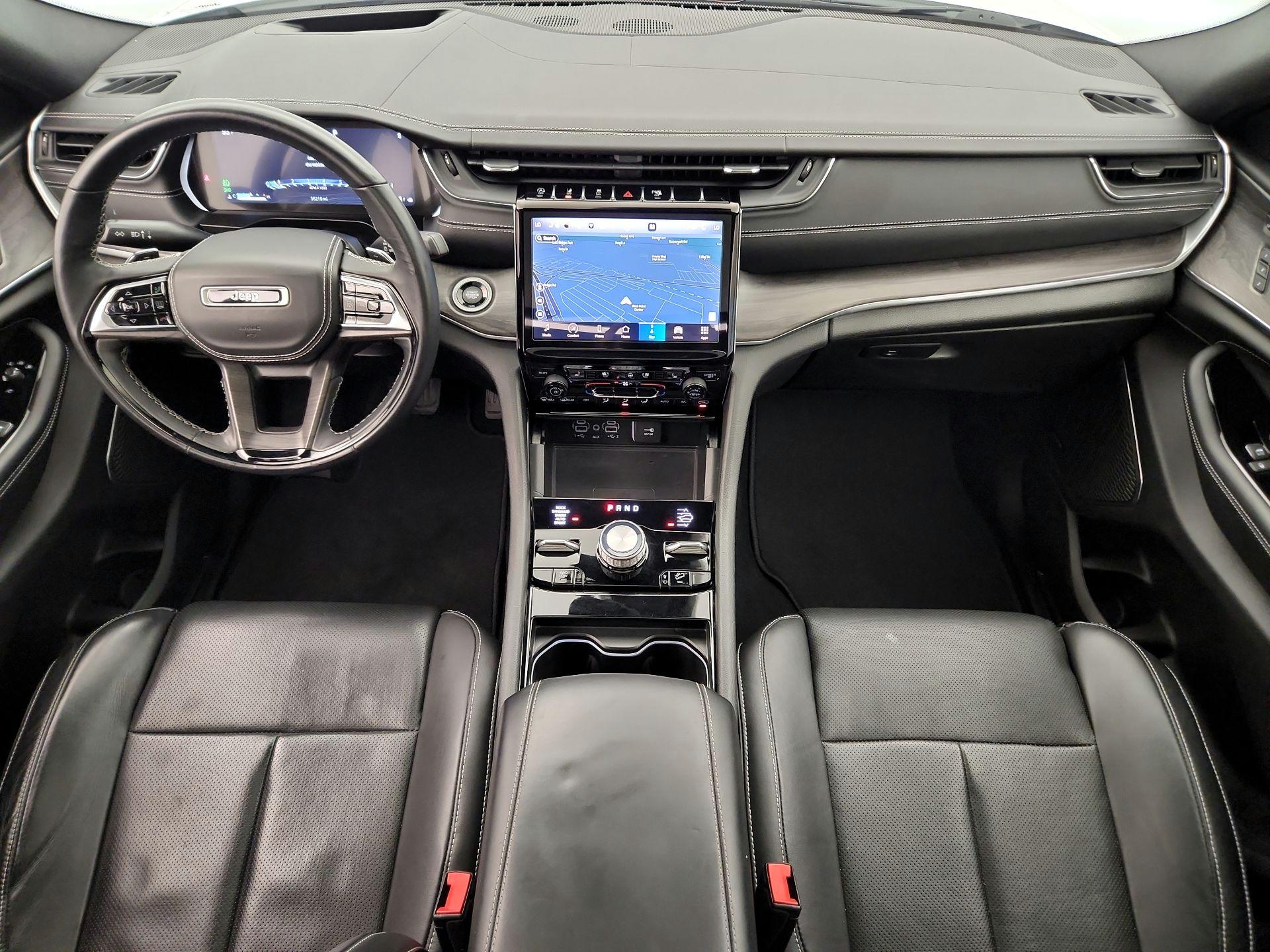 Thumbnail: 2023 Jeep Grand Cherokee L - 9