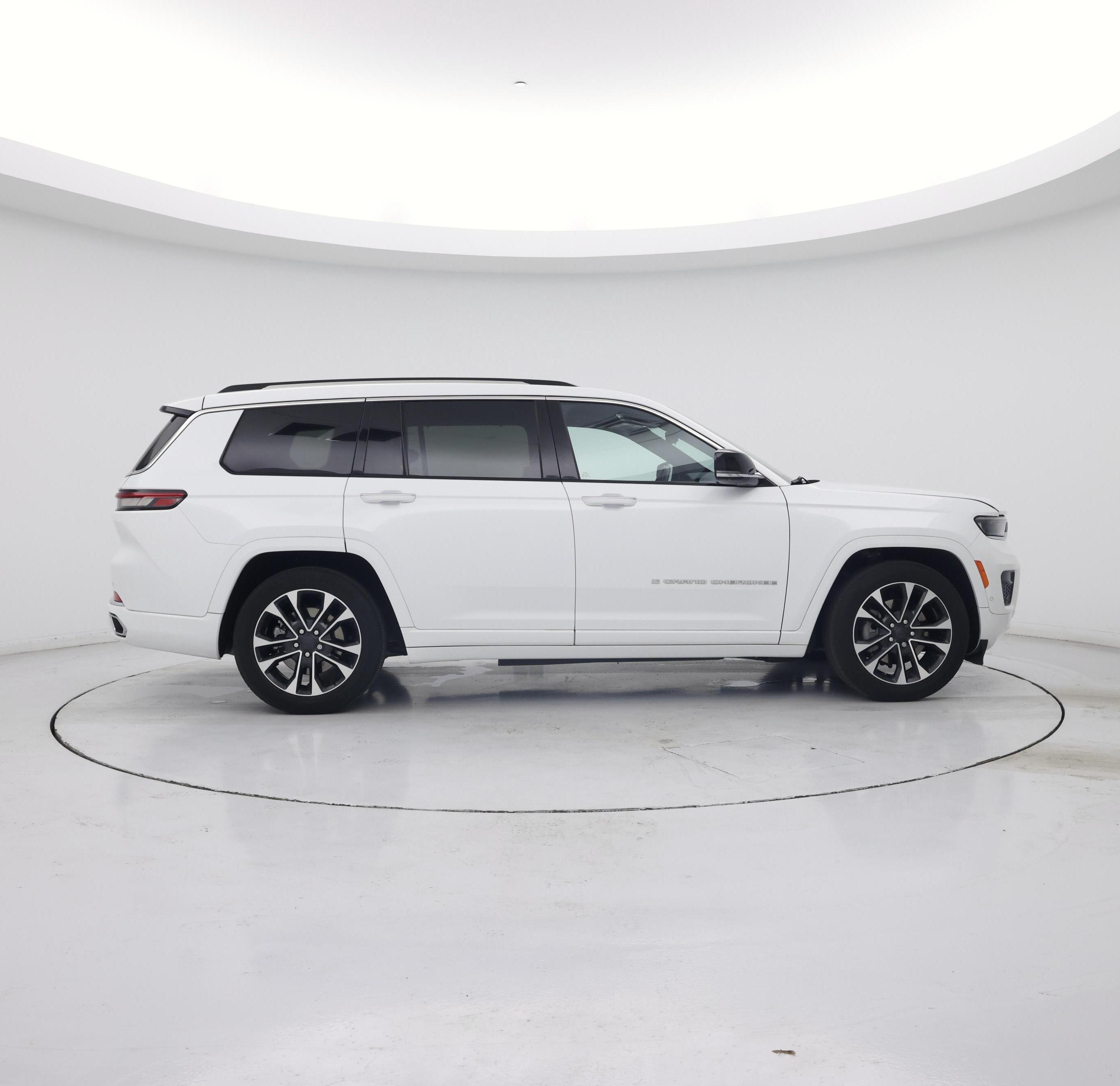 Thumbnail: 2023 Jeep Grand Cherokee L - 7