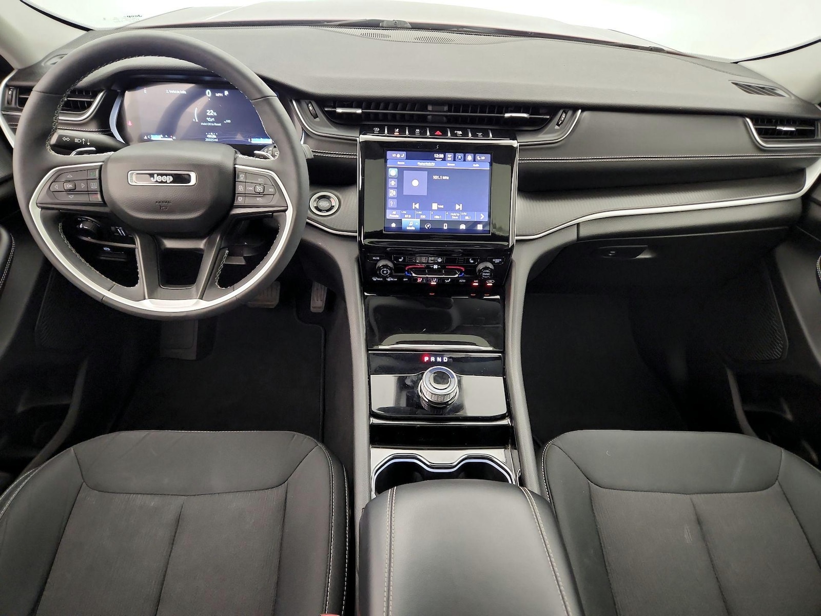 2023 Jeep Grand Cherokee Laredo - Photo 10