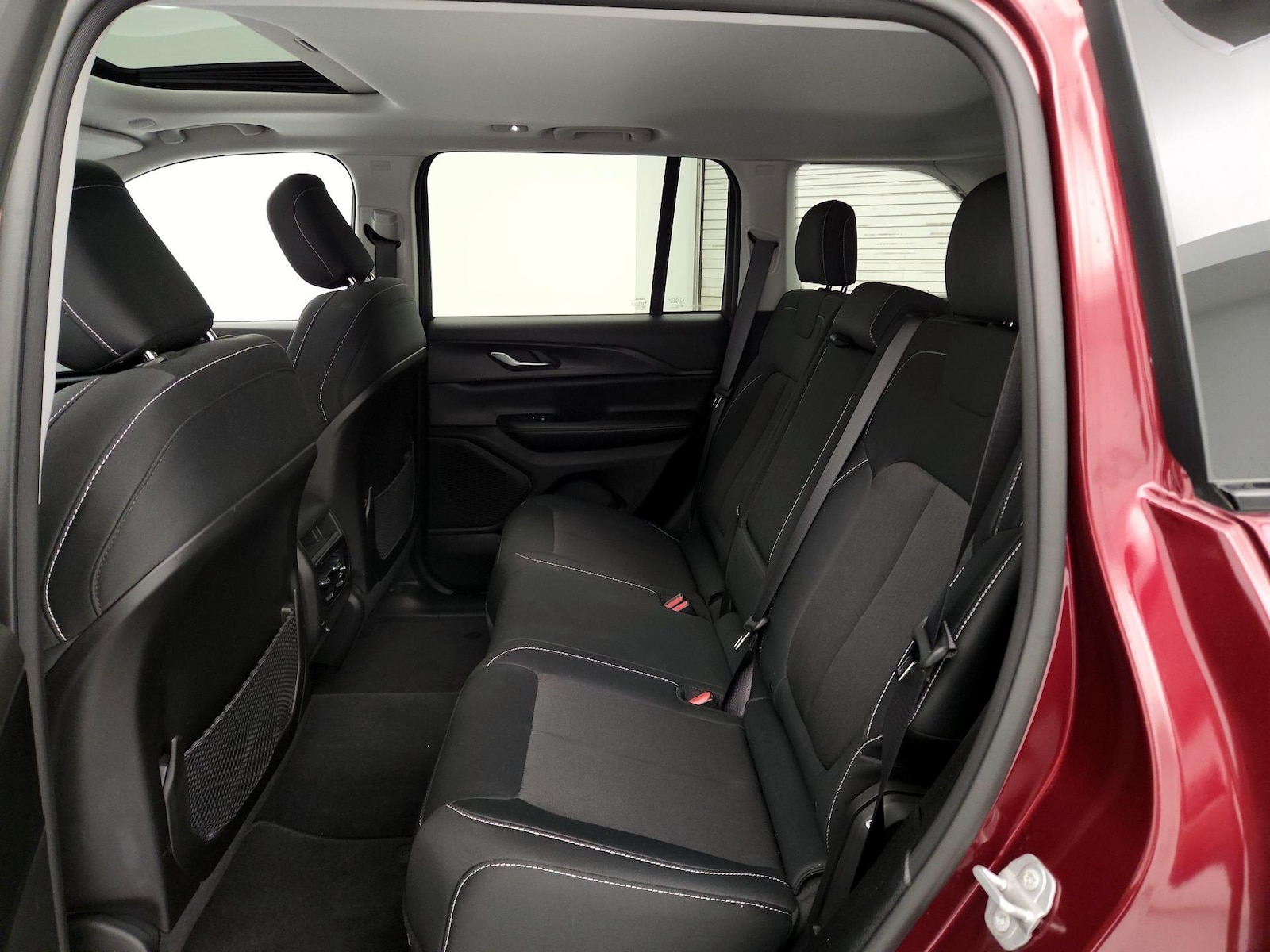2023 Jeep Grand Cherokee Laredo - Photo 21