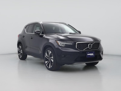 2025 Volvo XC40 B5 Plus Bright Theme