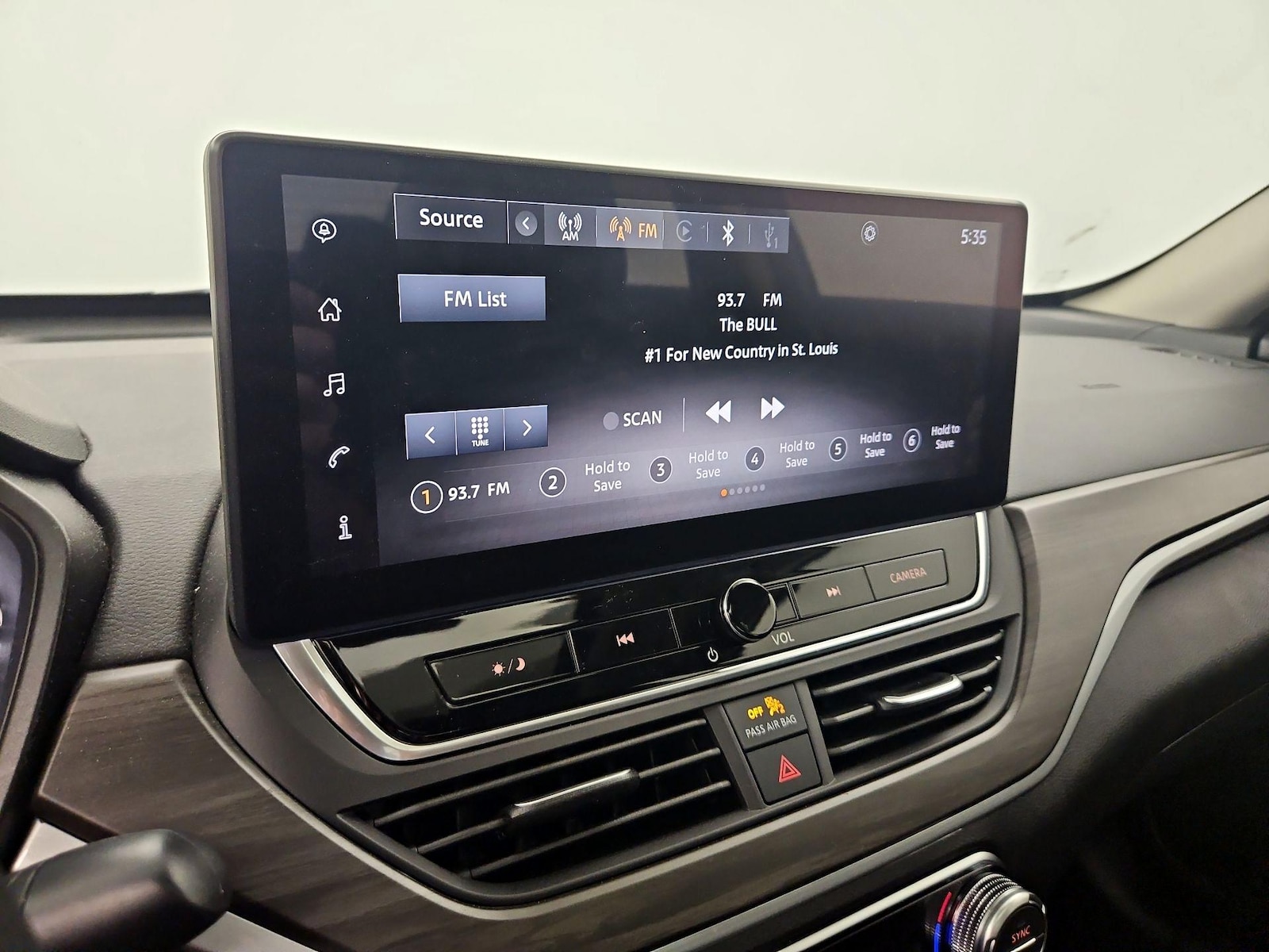 2025 Nissan Altima SV - Photo 16