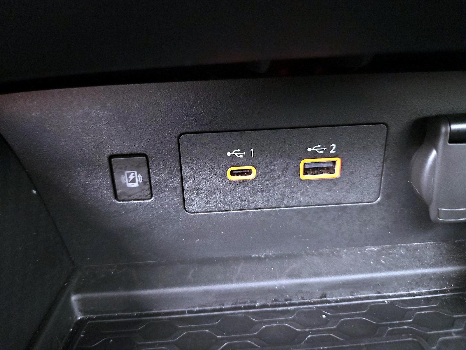 2025 Nissan Altima SV - Photo 19