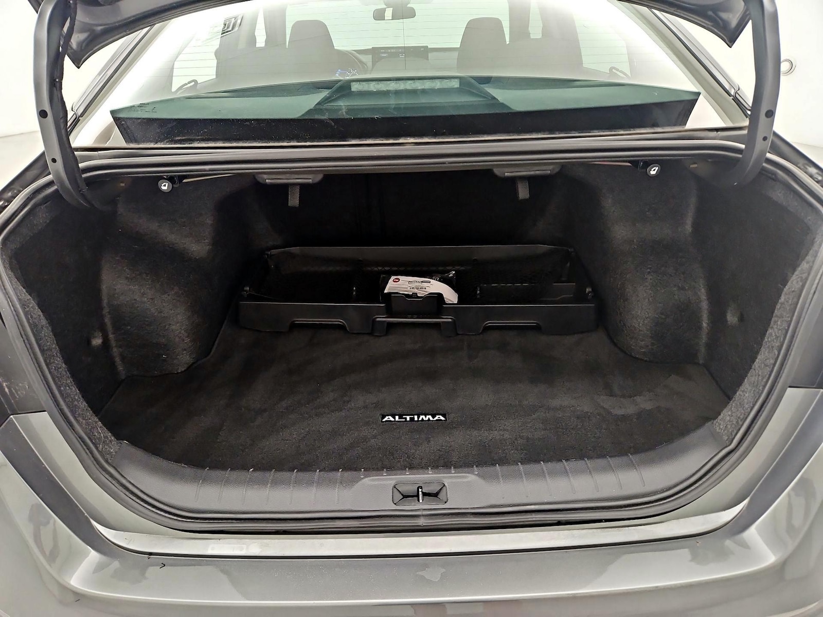 2025 Nissan Altima SV - Photo 22