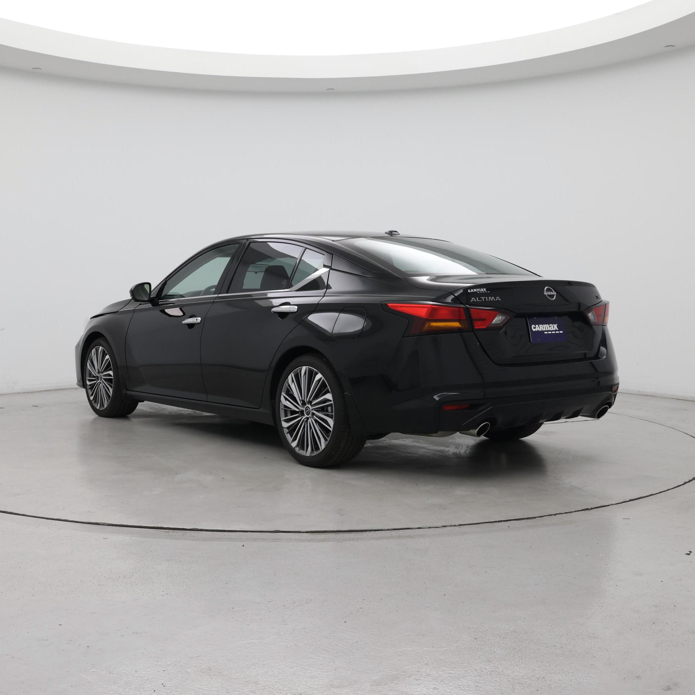 Thumbnail: 2024 Nissan Altima - 2