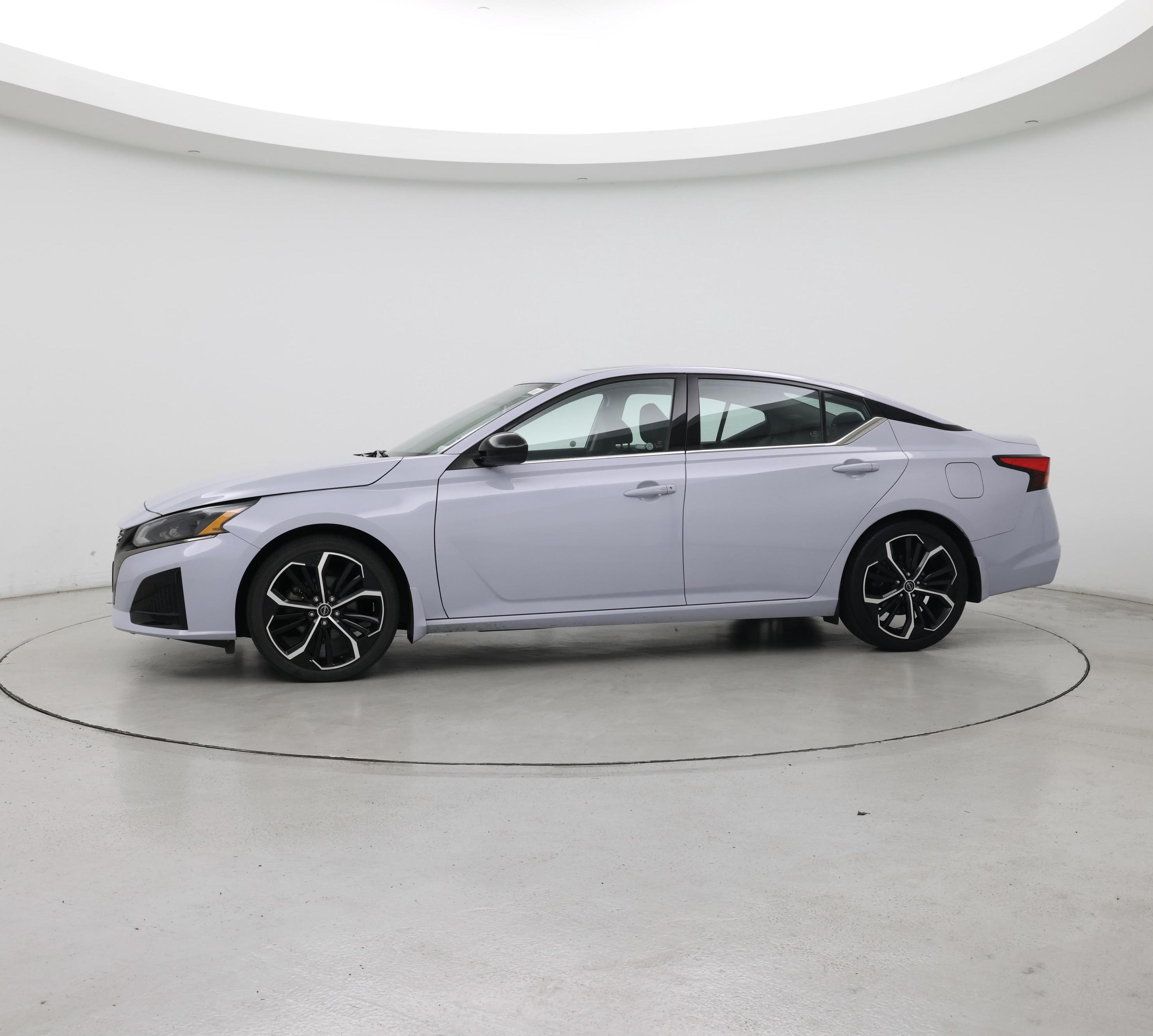 Thumbnail: 2023 Nissan Altima - 3