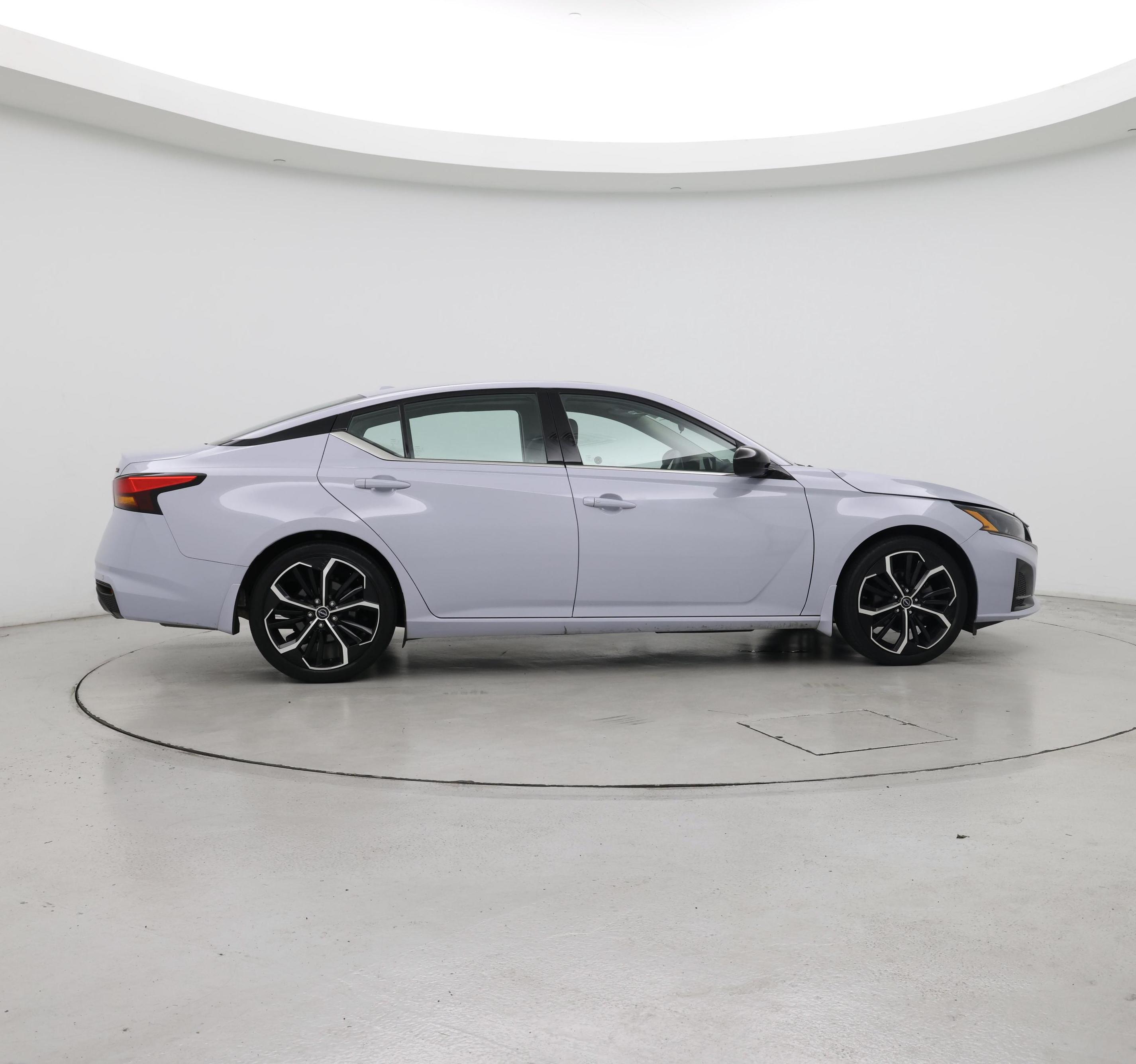 Thumbnail: 2023 Nissan Altima - 7