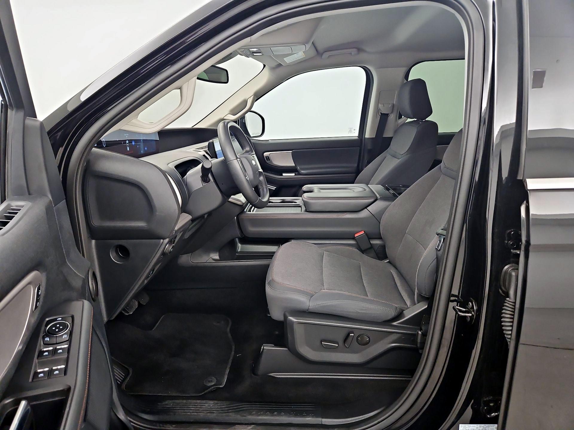 Thumbnail: 2025 Ford Expedition MAX - 11