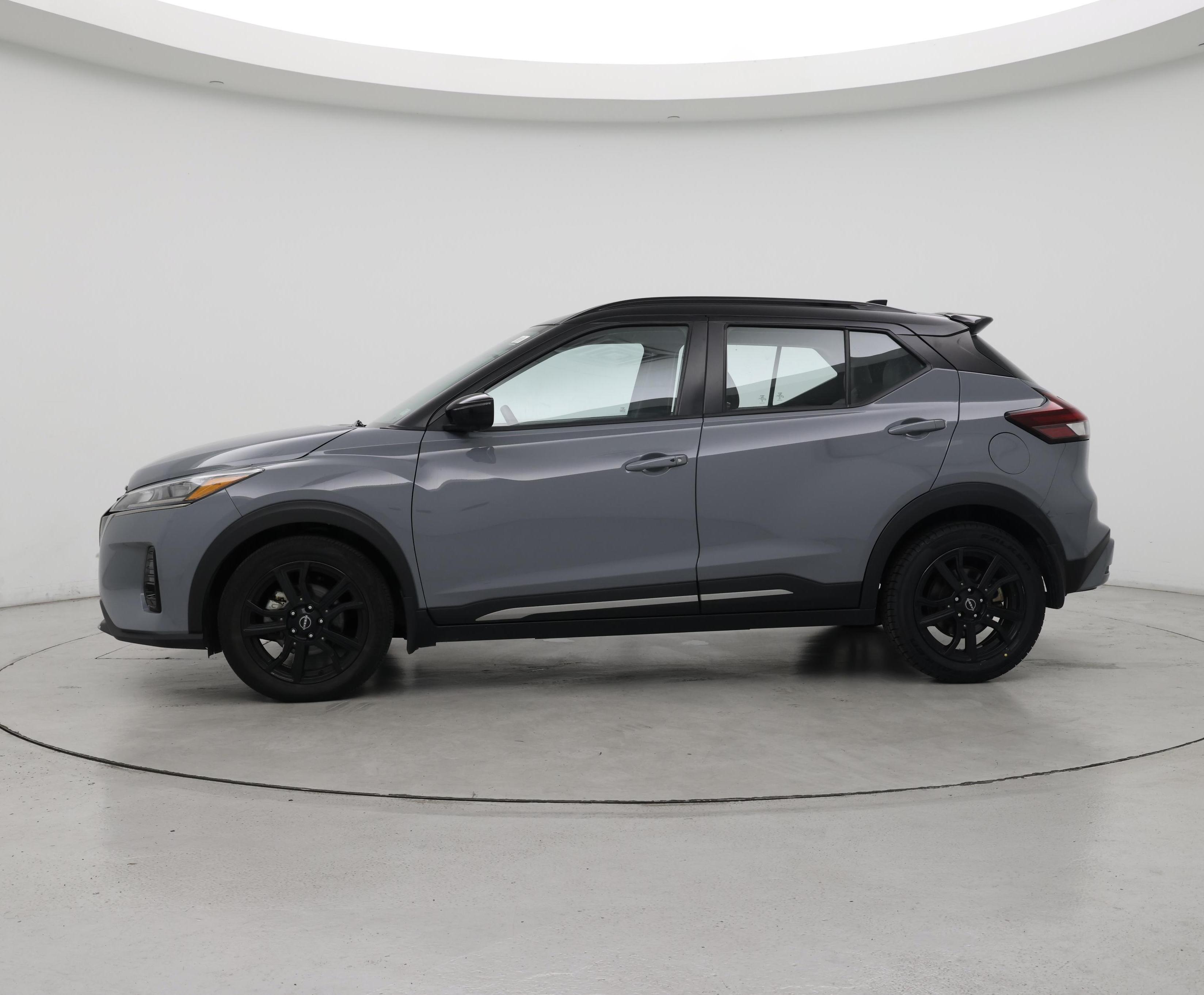 Thumbnail: 2023 Nissan Kicks - 3