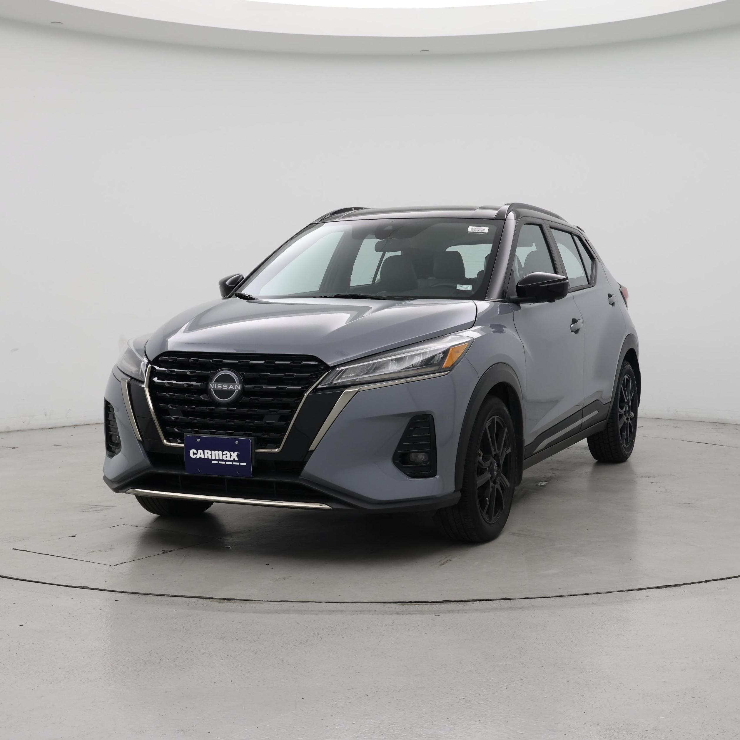 Thumbnail: 2023 Nissan Kicks - 4