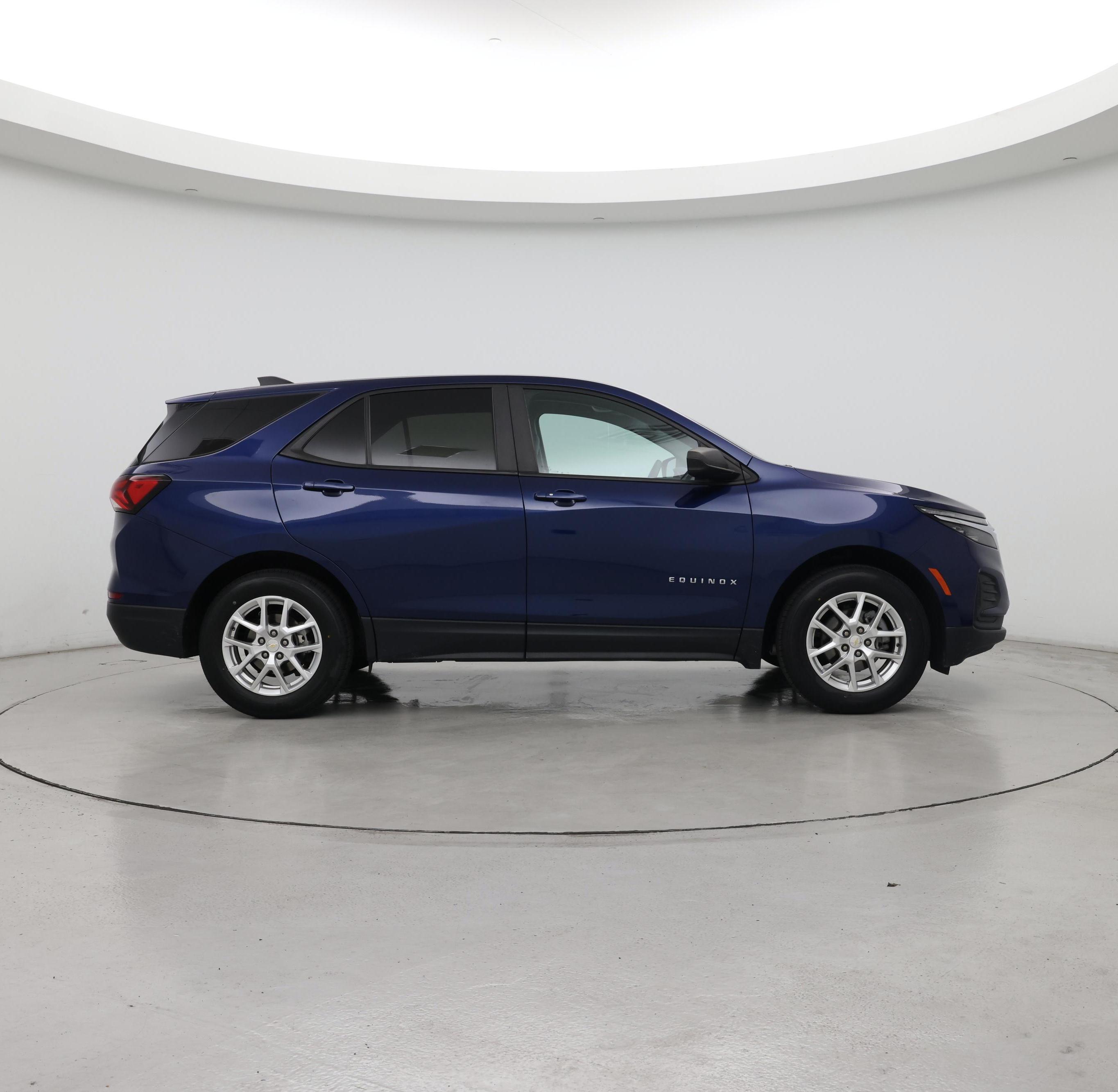 Thumbnail: 2022 Chevrolet Equinox - 7
