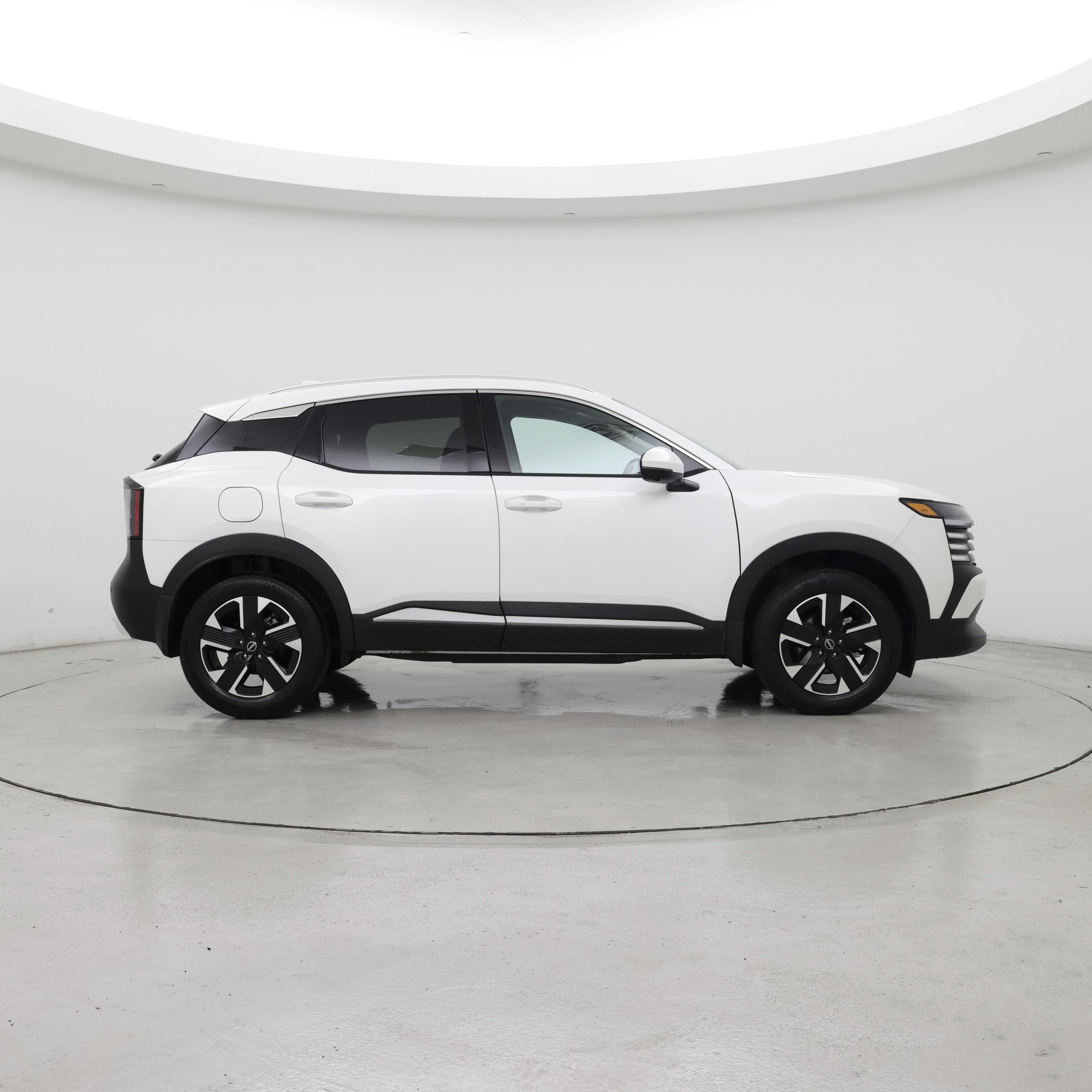 Thumbnail: 2025 Nissan Kicks - 7