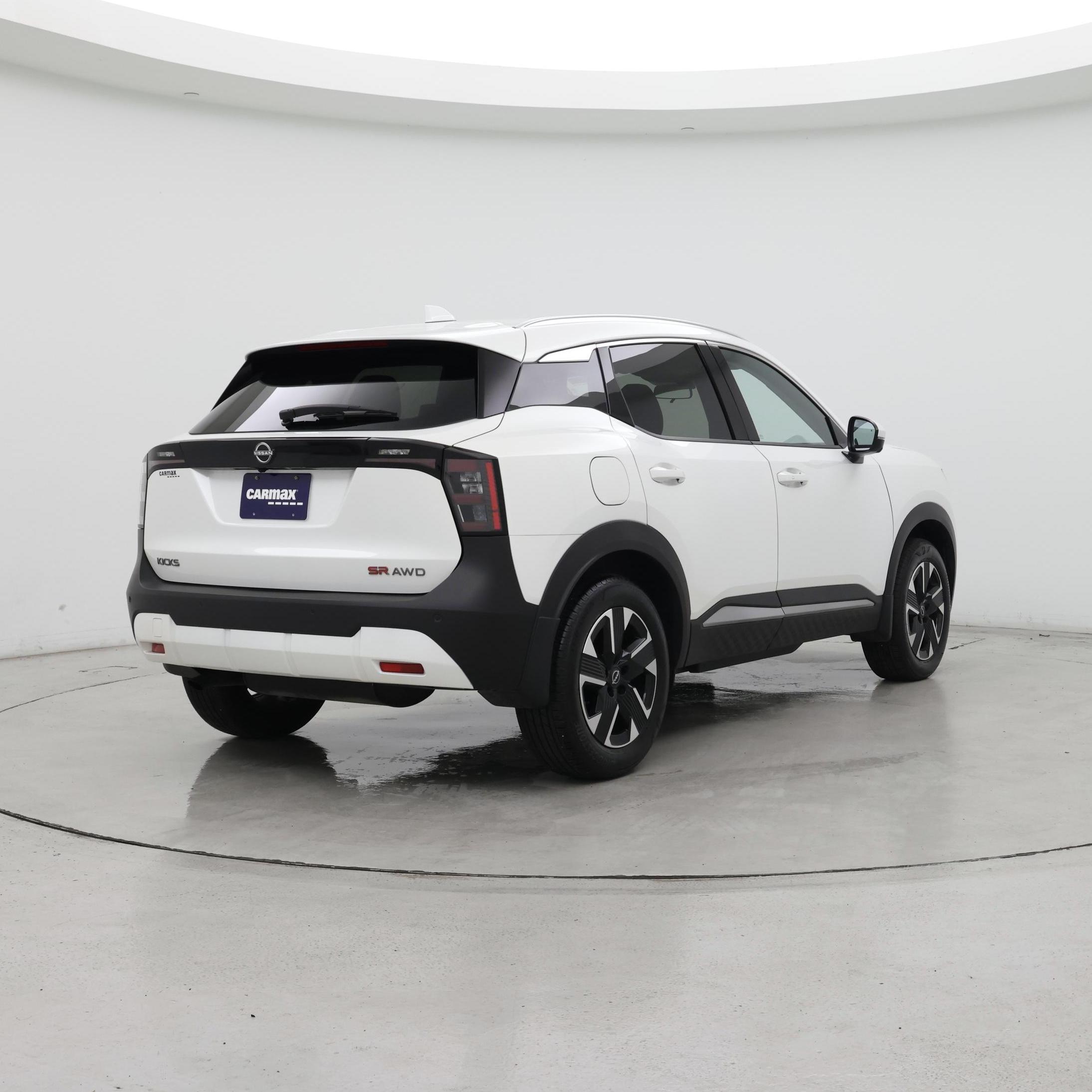 Thumbnail: 2025 Nissan Kicks - 8