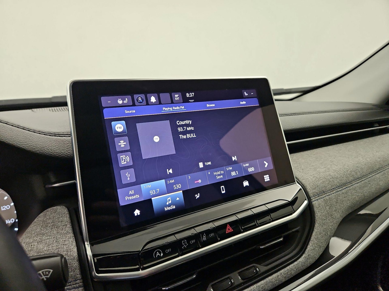 2022 Jeep Compass Latitude - Photo 16