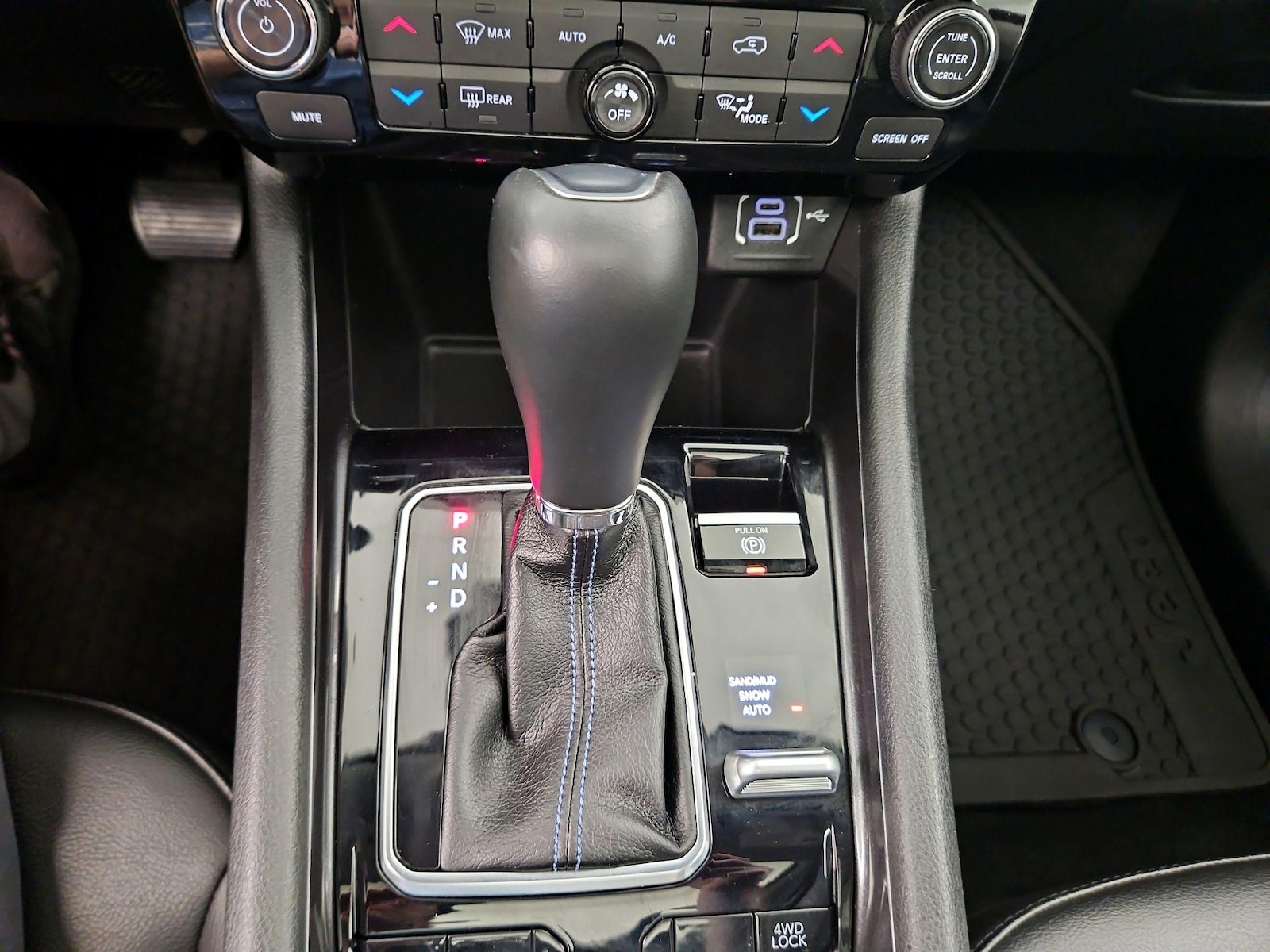 2022 Jeep Compass Latitude - Photo 18