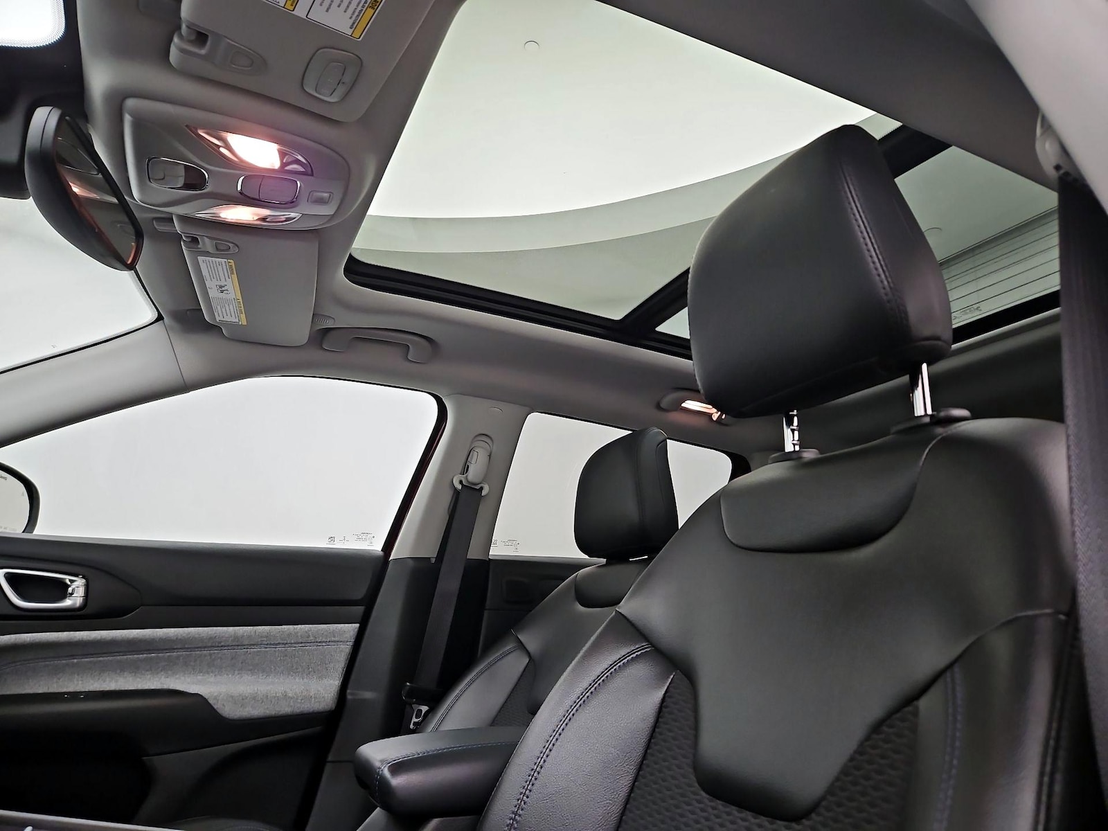 2022 Jeep Compass Latitude - Photo 20