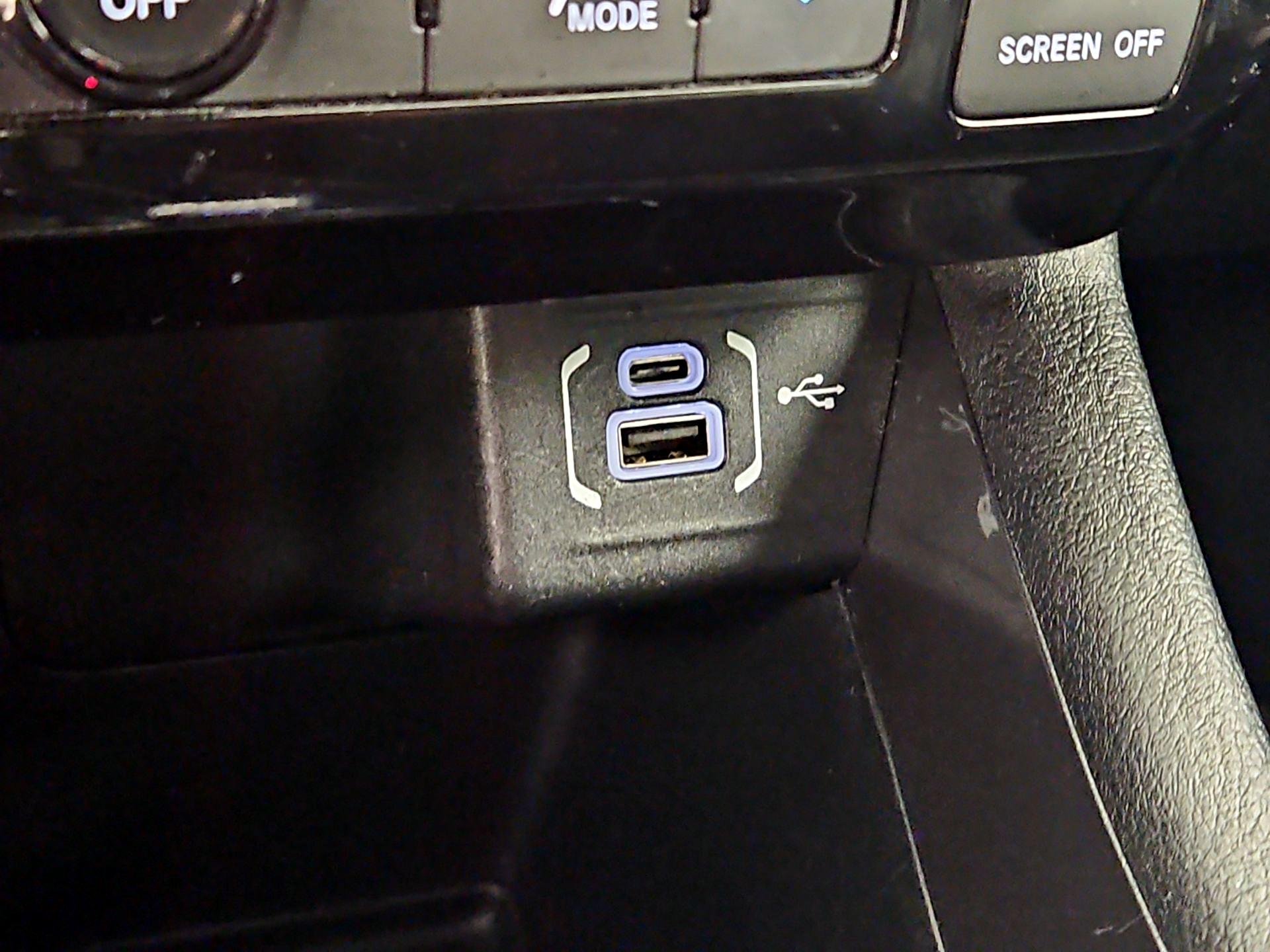 Thumbnail: 2022 Jeep Compass - 18