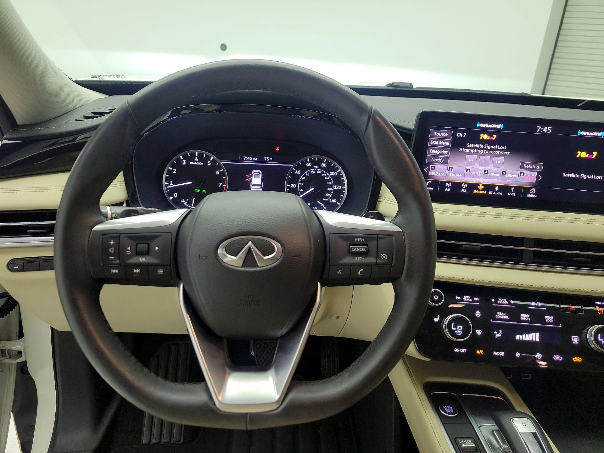 Thumbnail: 2023 INFINITI QX60 - 10