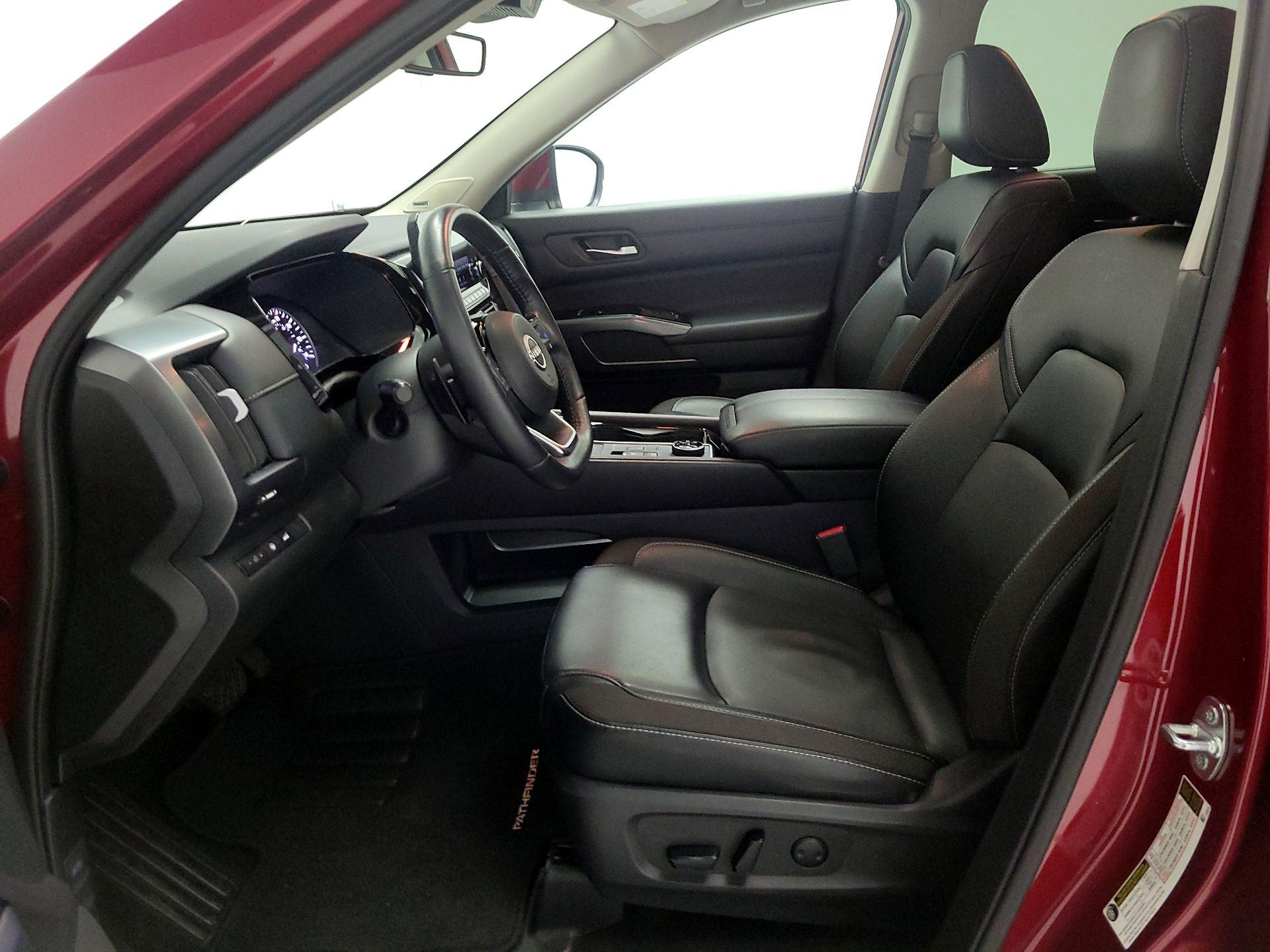 Thumbnail: 2023 Nissan Pathfinder - 11