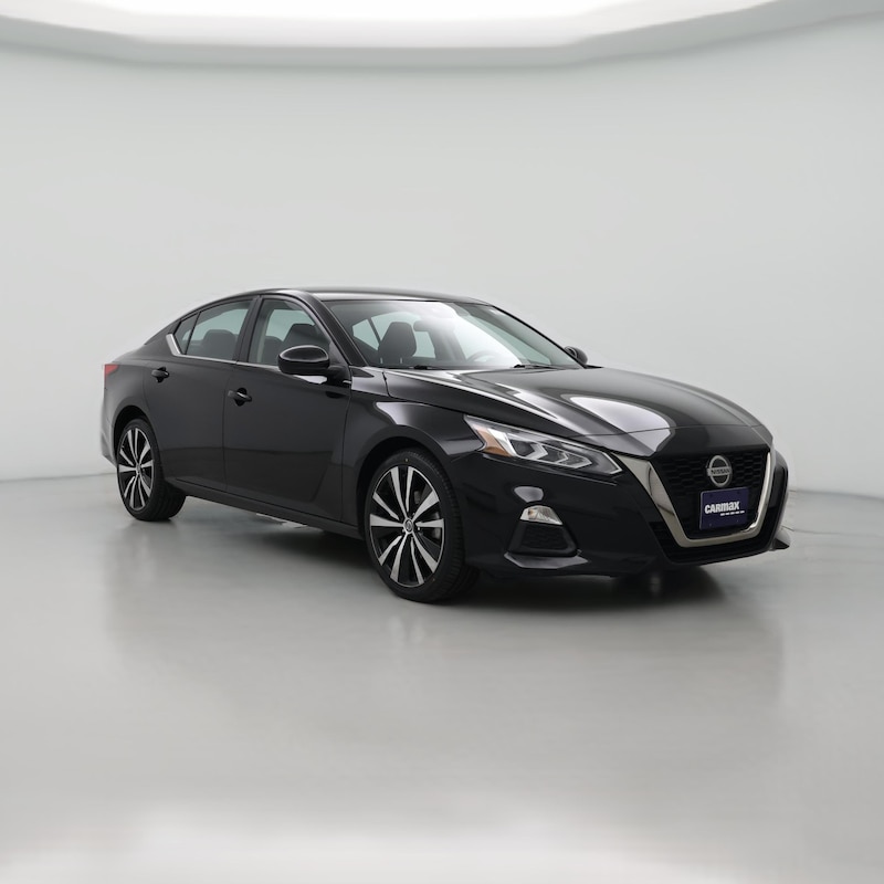 2022 Nissan Altima SR