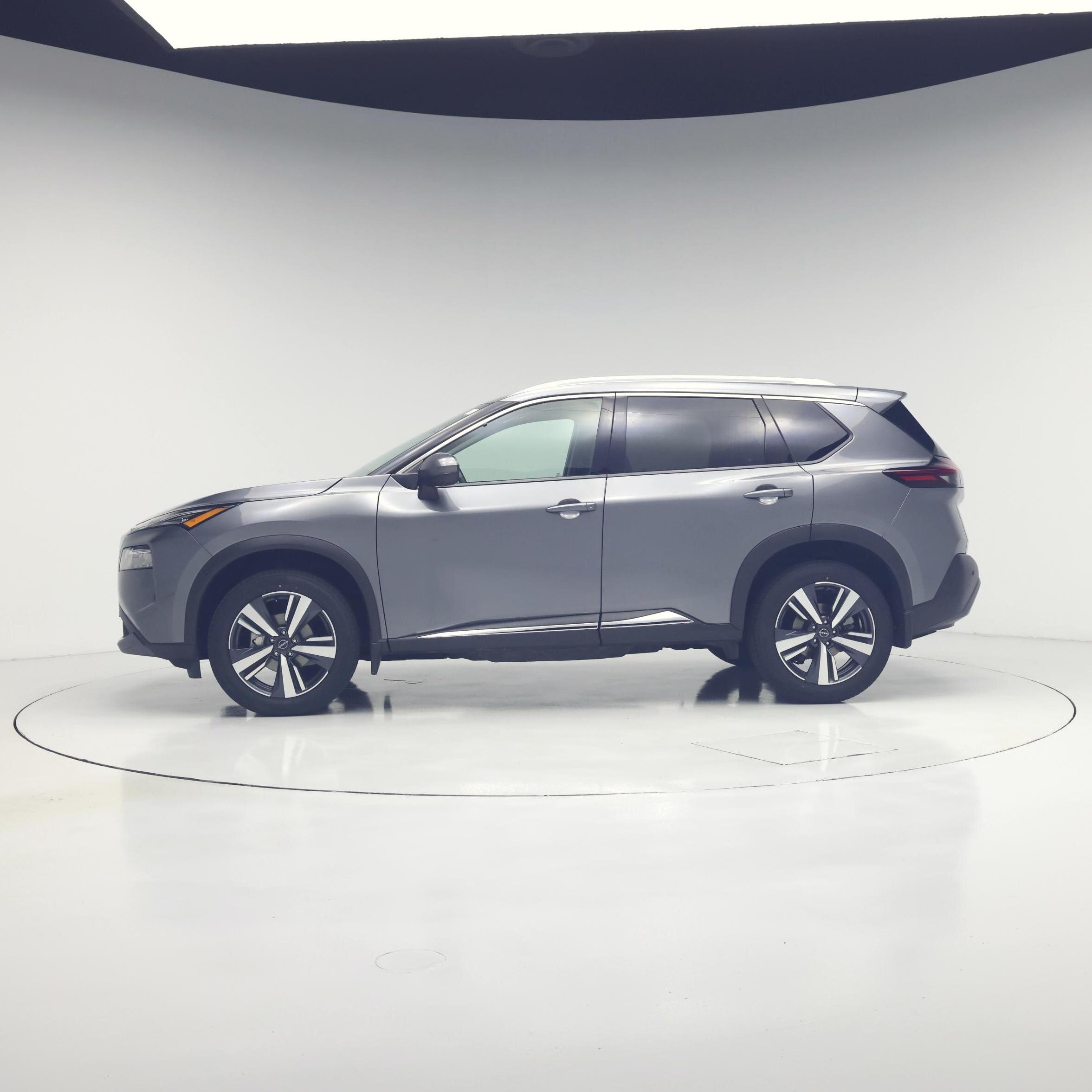 Thumbnail: 2023 Nissan Rogue - 3