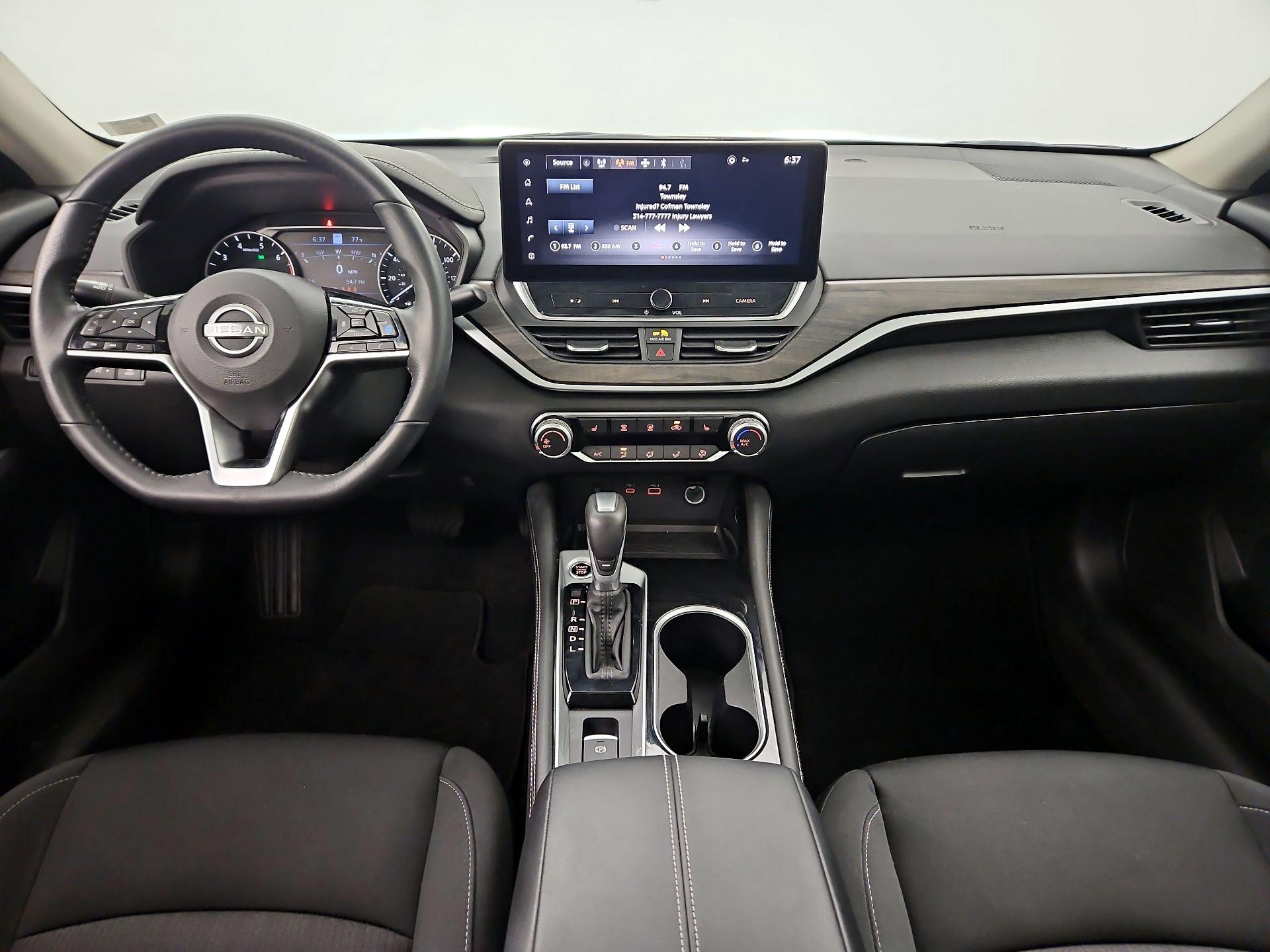 Thumbnail: 2023 Nissan Altima - 9