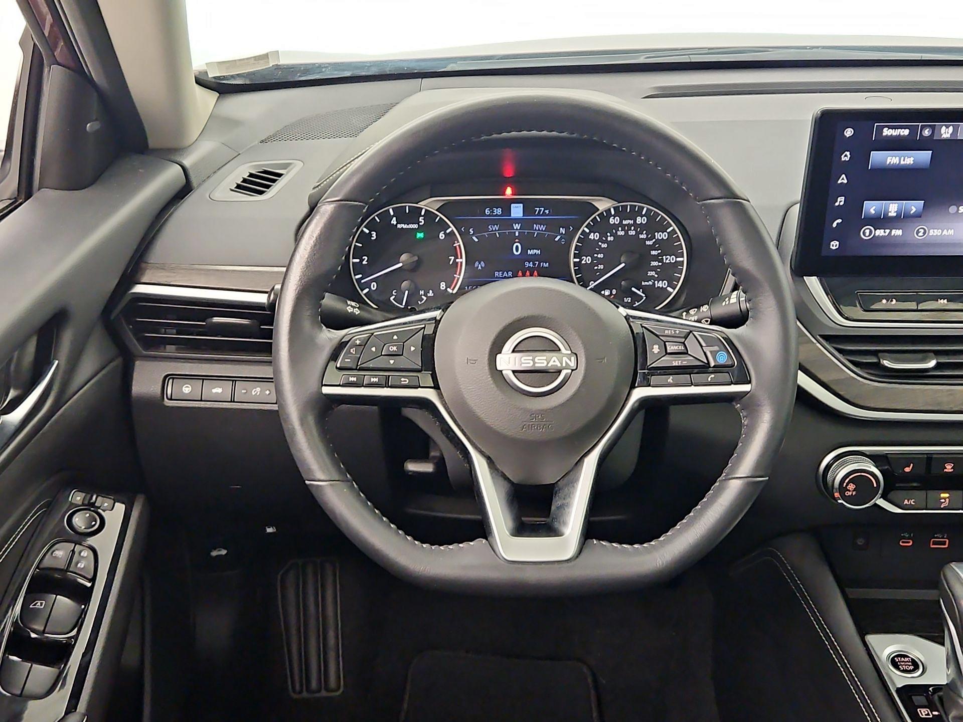 Thumbnail: 2023 Nissan Altima - 10