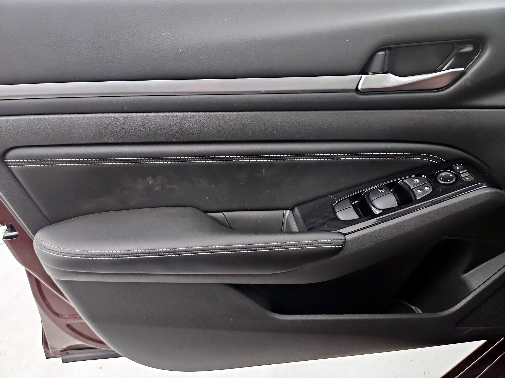 Thumbnail: 2023 Nissan Altima - 12