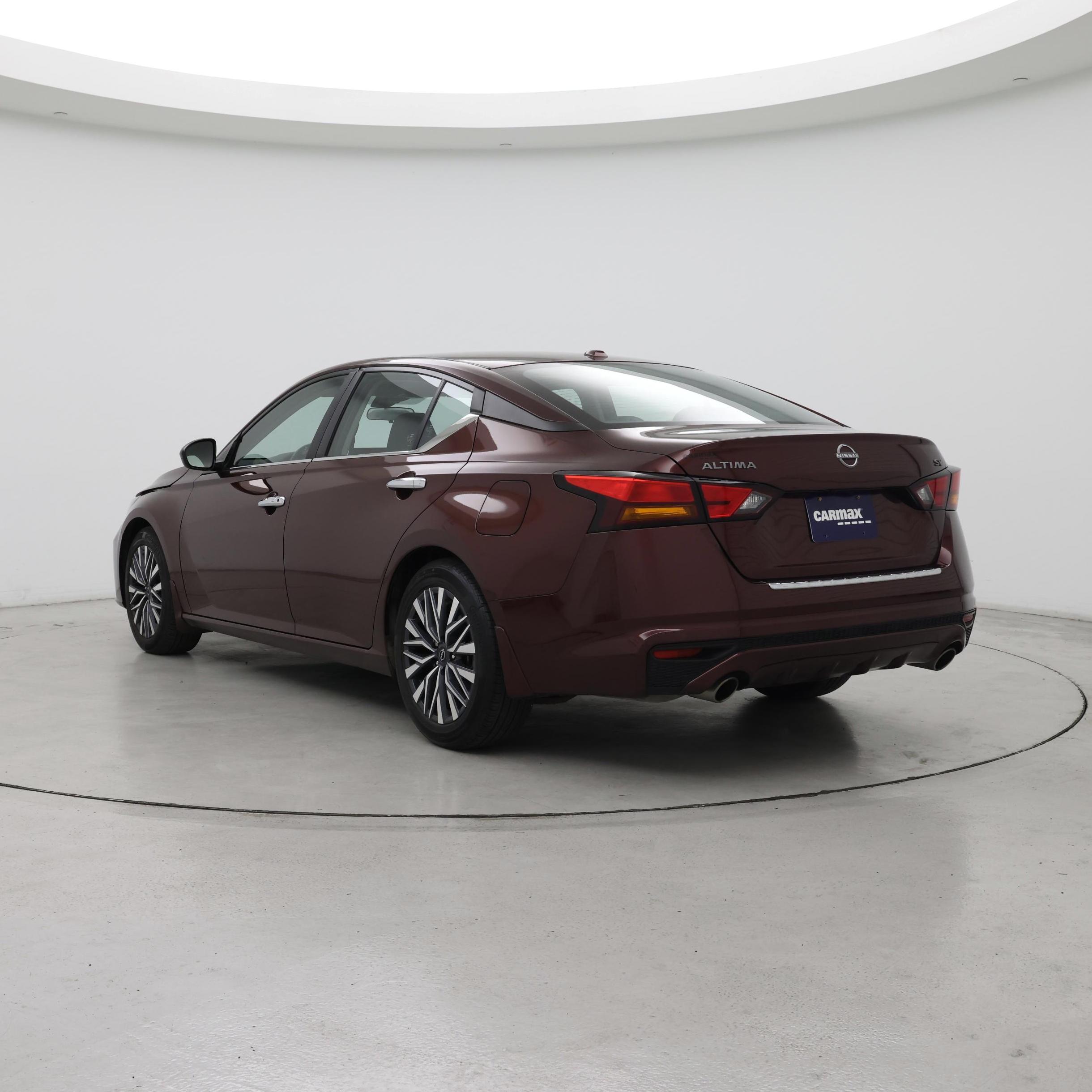Thumbnail: 2023 Nissan Altima - 2