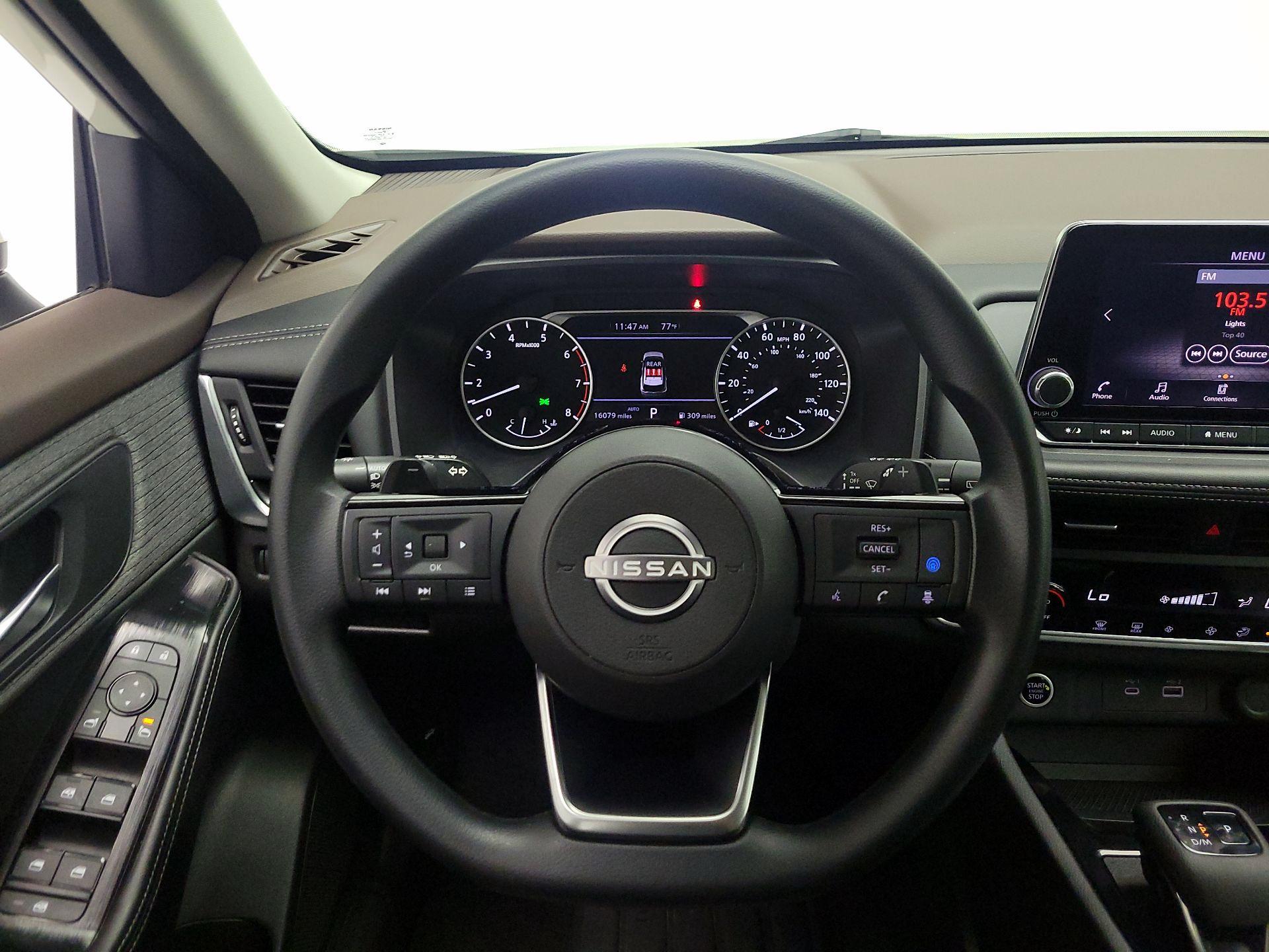 Thumbnail: 2023 Nissan Rogue - 10