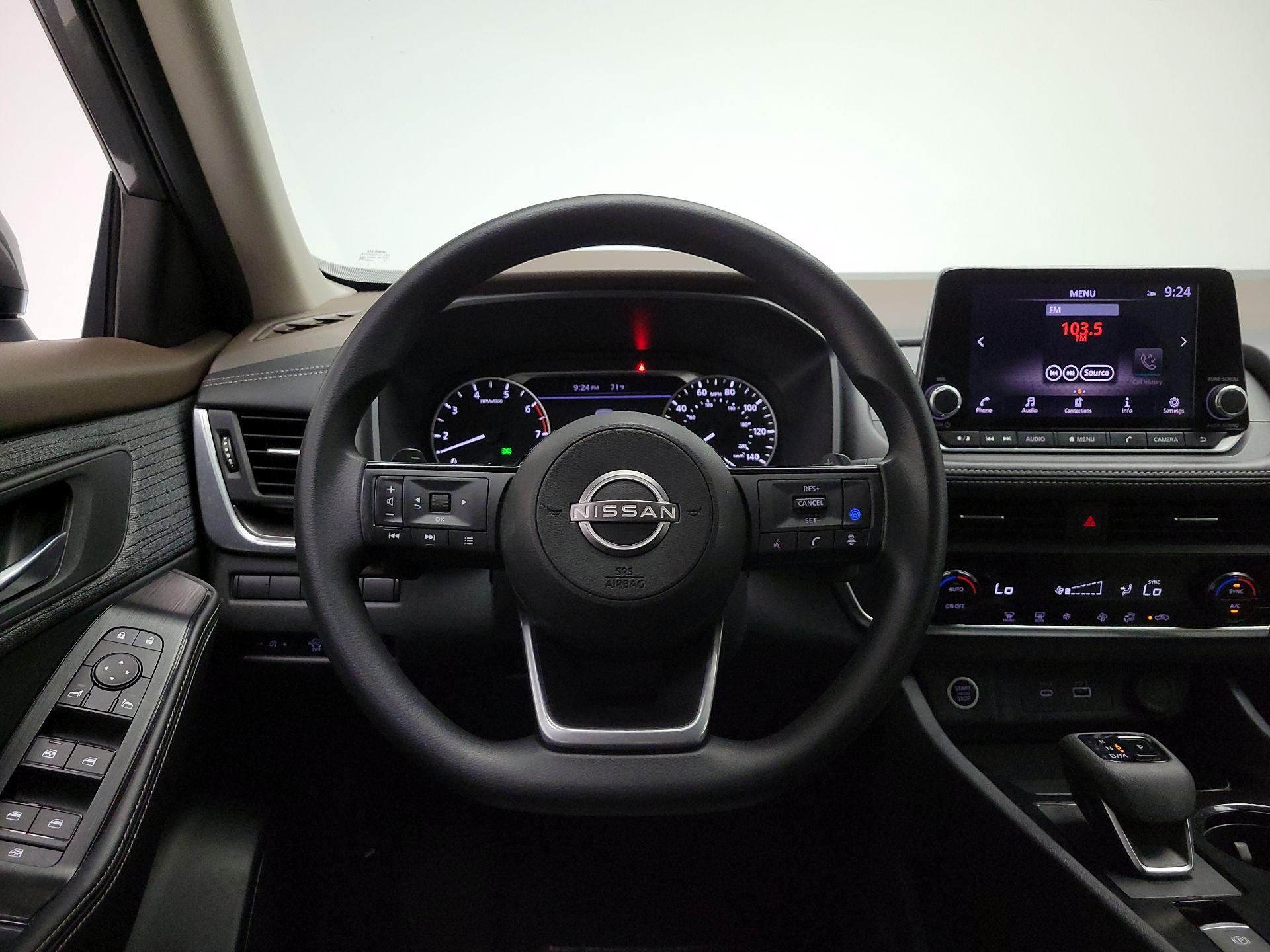 Thumbnail: 2023 Nissan Rogue - 10