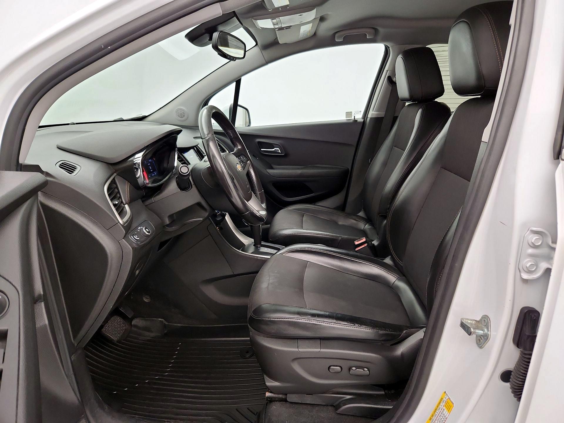 Thumbnail: 2020 Chevrolet Trax - 11