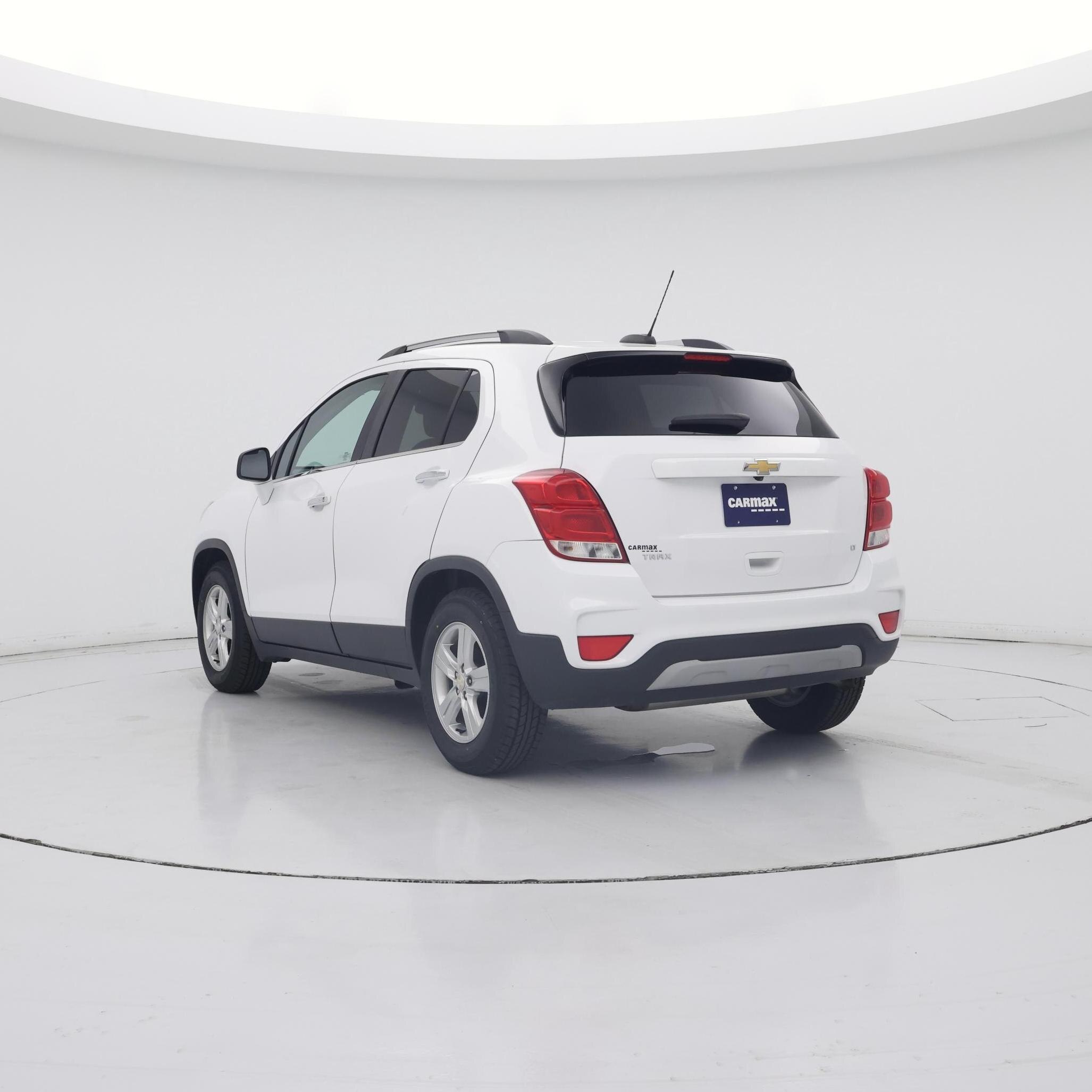 Thumbnail: 2020 Chevrolet Trax - 2
