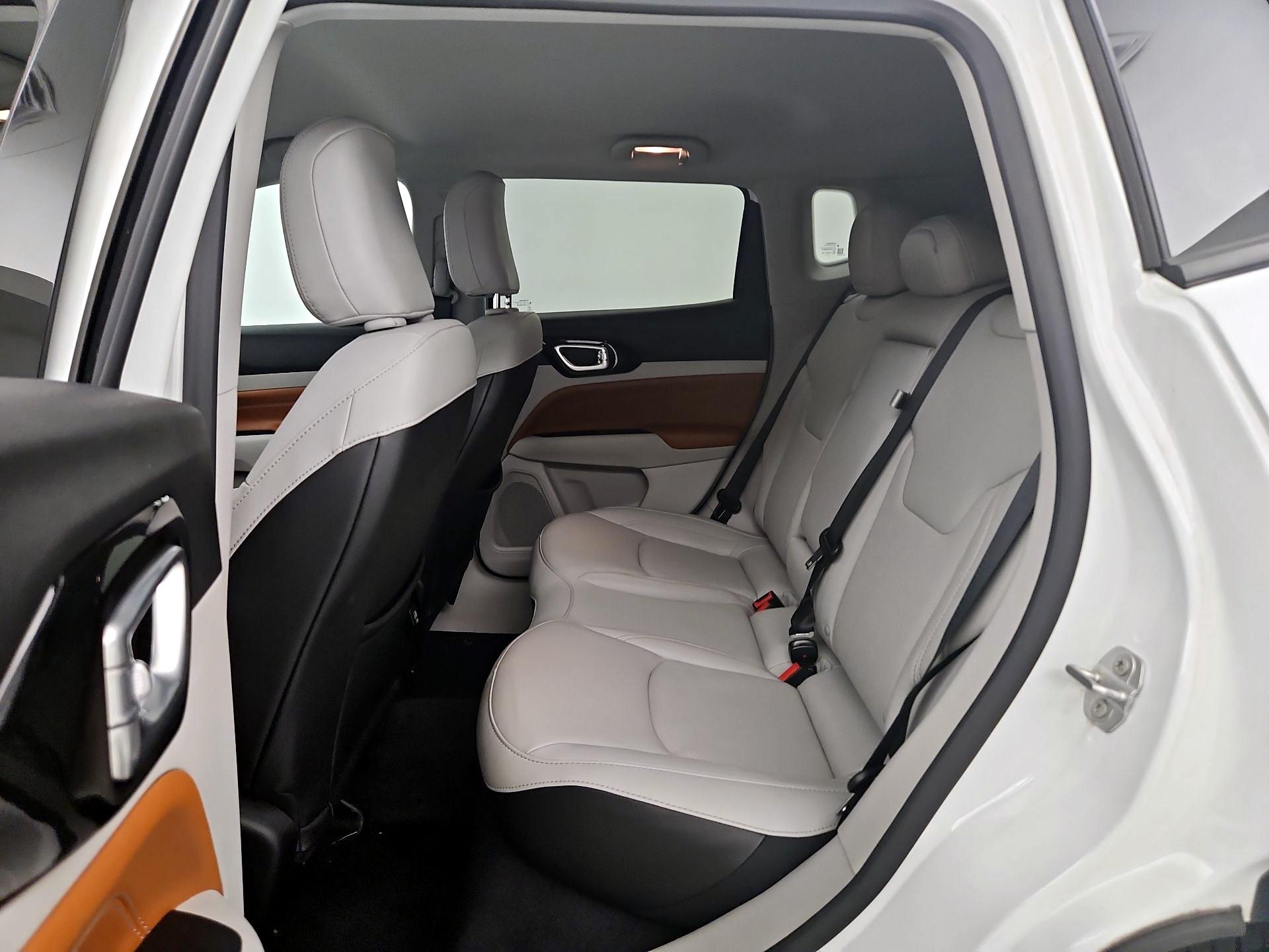Thumbnail: 2022 Jeep Compass - 19