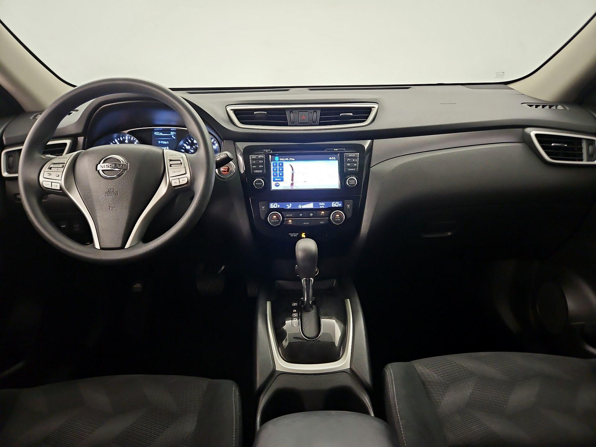 Thumbnail: 2016 Nissan Rogue - 8